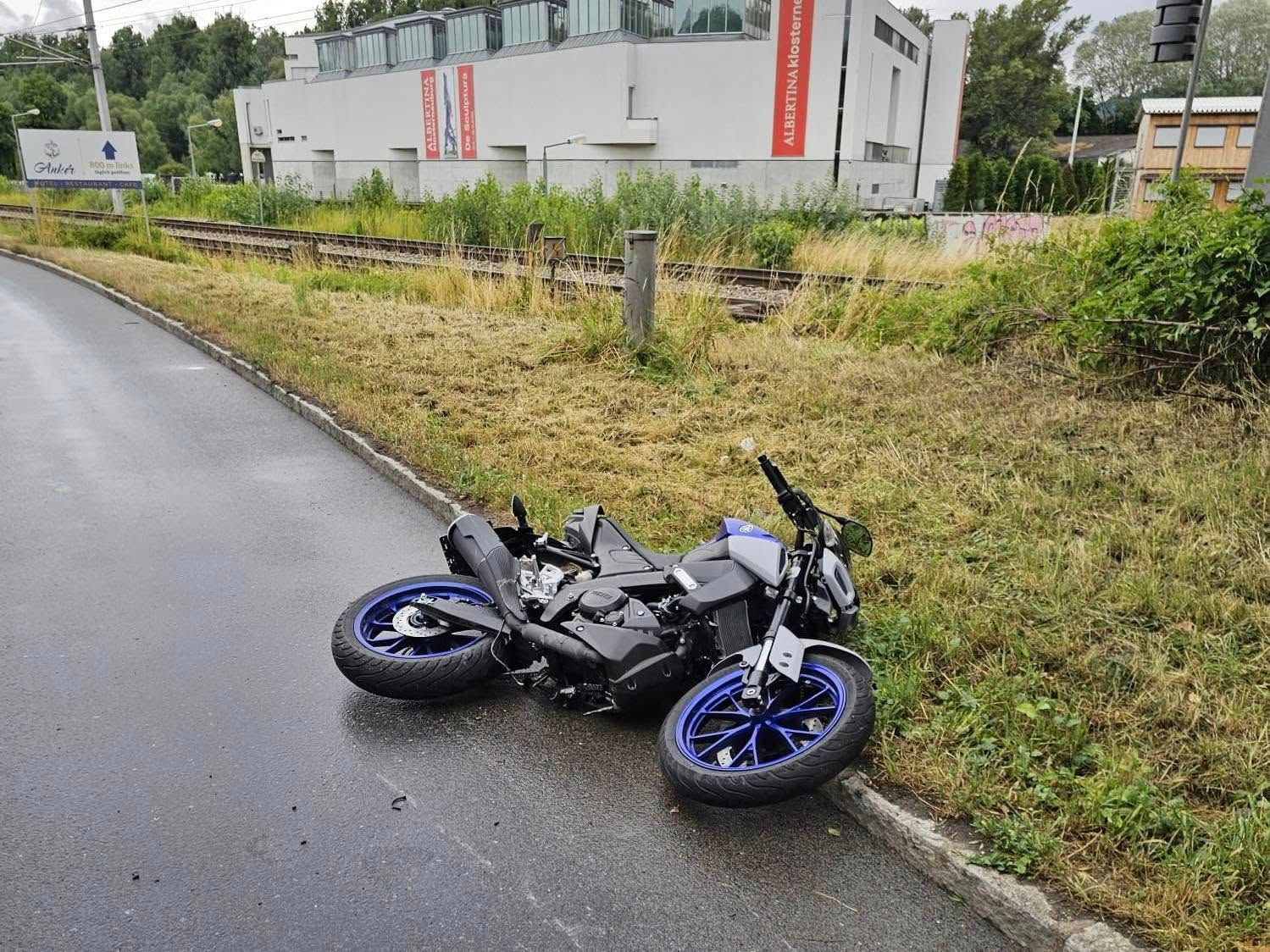 Heute.at - Maxi (16) verlor bei Unfall Bein – Lenkerin kommt davon