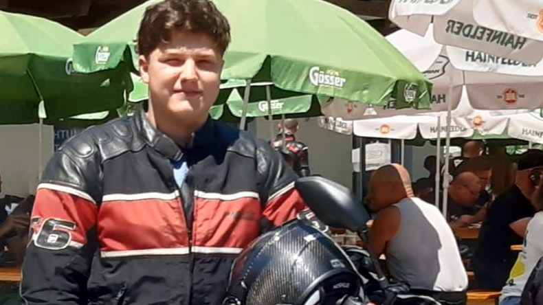Heute.at - Mein Engel Maxi (16) verliert nach Horror-Crash Bein