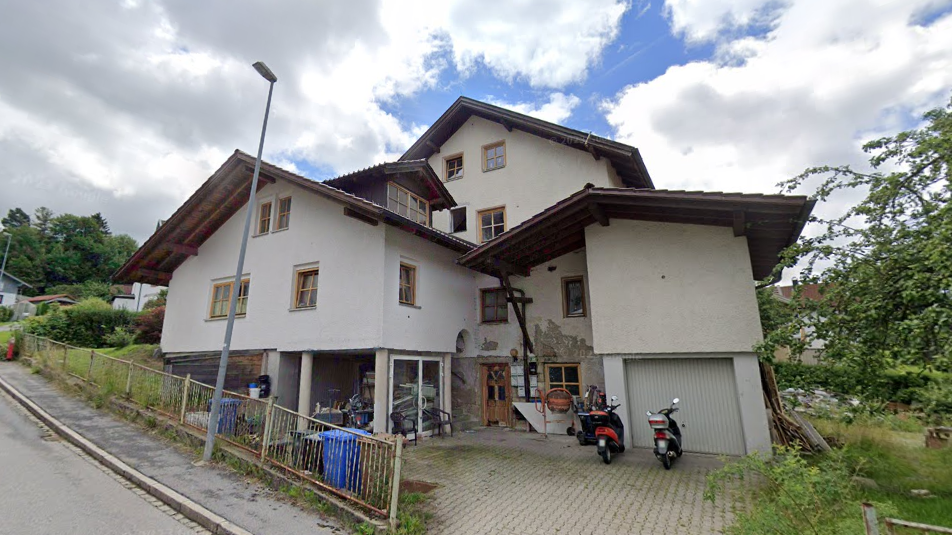 Heute.at - Drei Tote in Wohnhaus – junge Frau (22) unter Opfern
