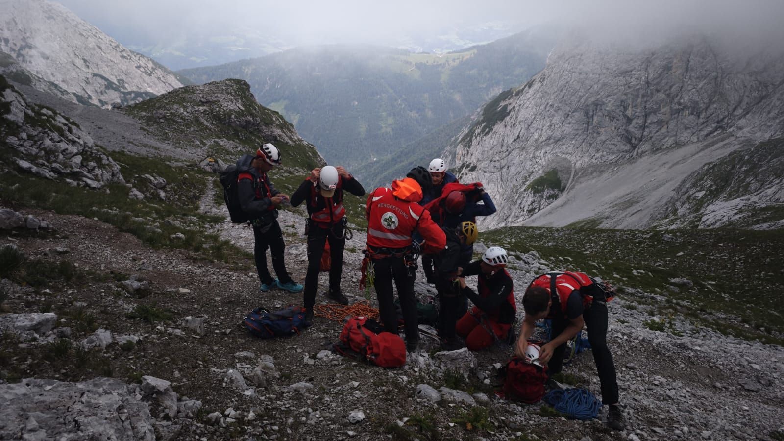 Heute.at - Bergsteiger-Paar (36, 29) sitzt in der Dunkelheit fest