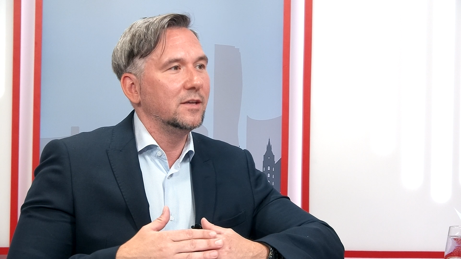 Anwalt Norbert Piech findet die horrenden Abbuchungen von Kundenkonten 