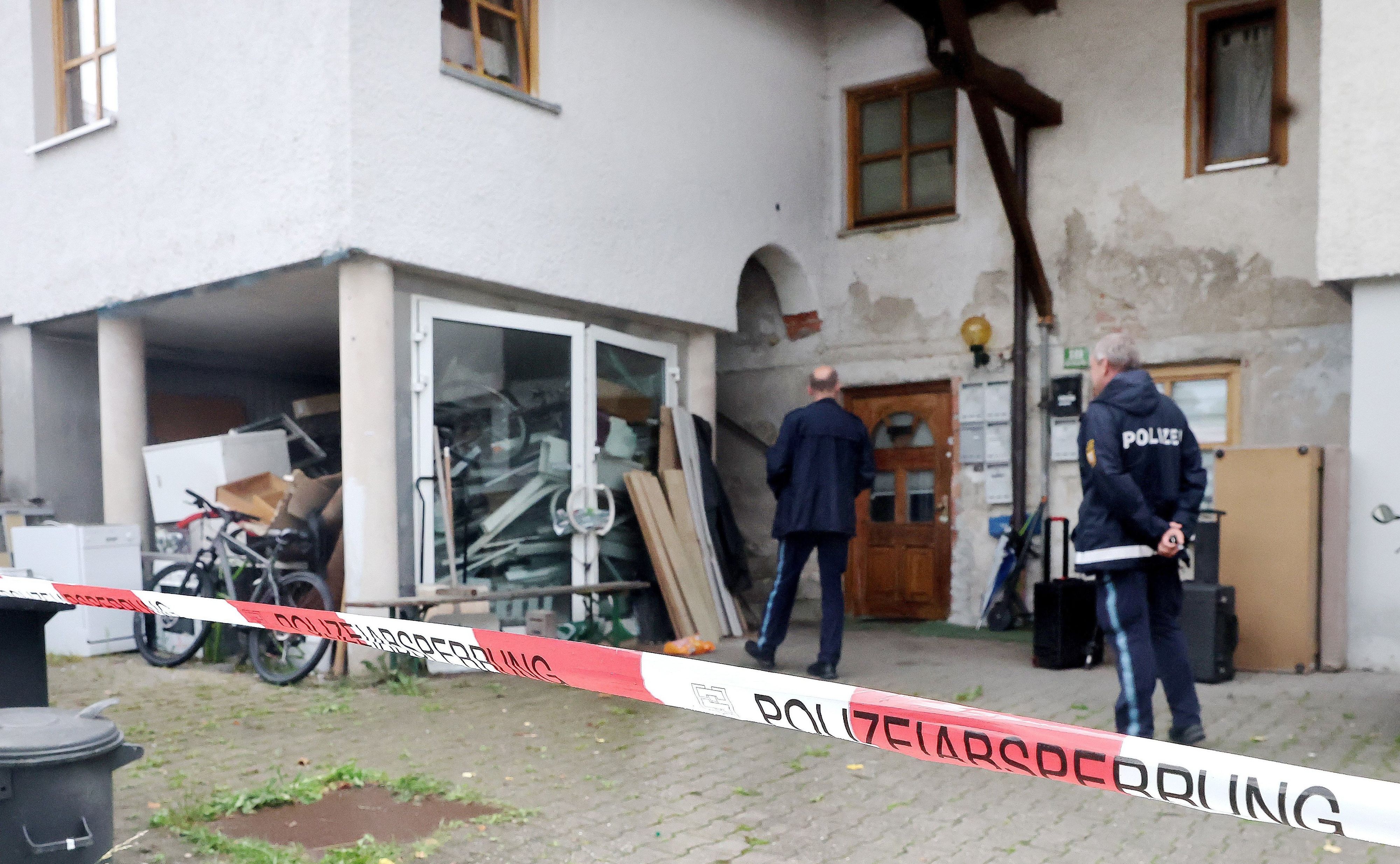 Das Gerümpel im Haus in Zwiesel türmt sich meterhoch.