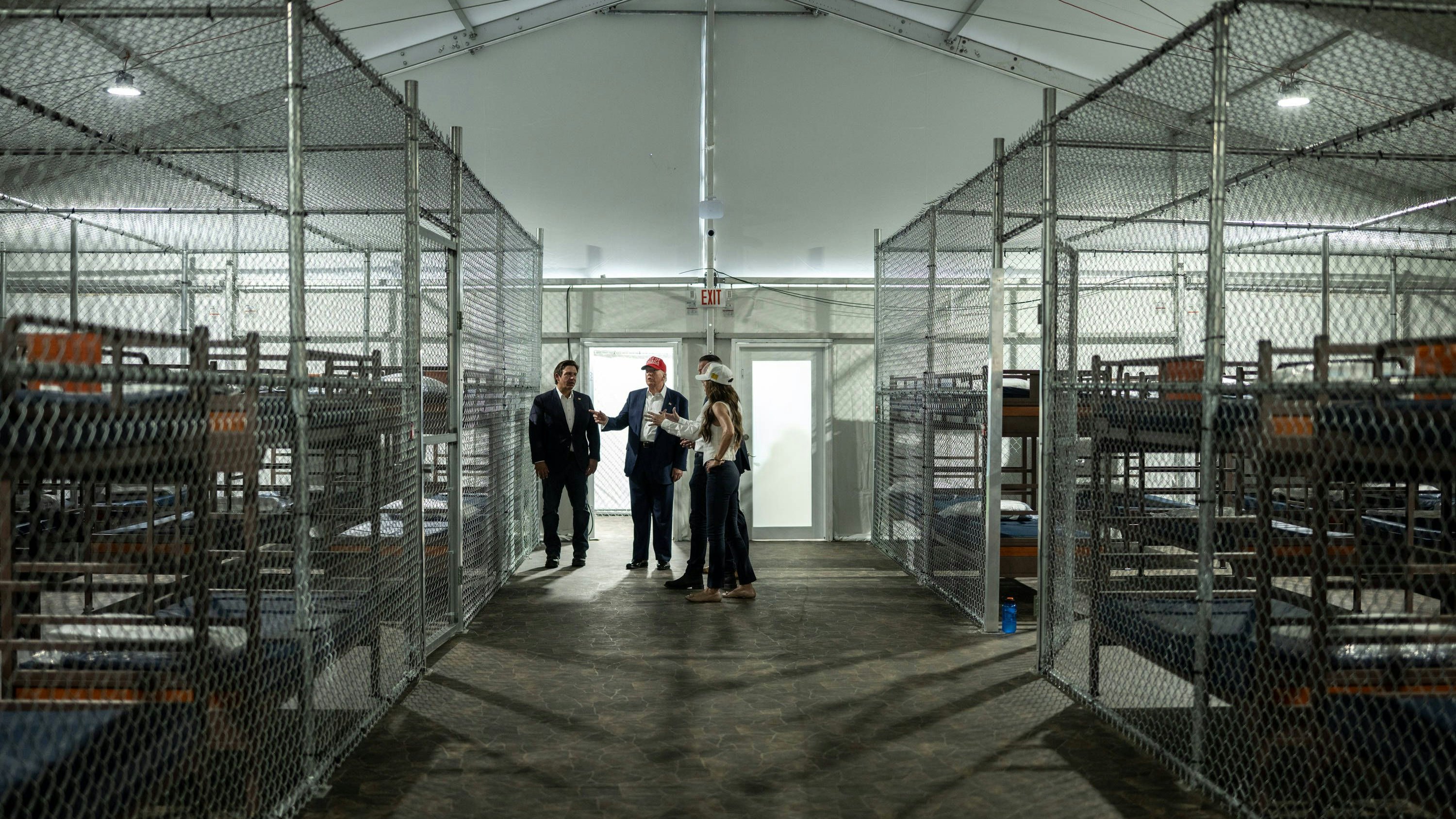 Heute.at - Wie im Hühnerstall – Italiener klagen über Zustände