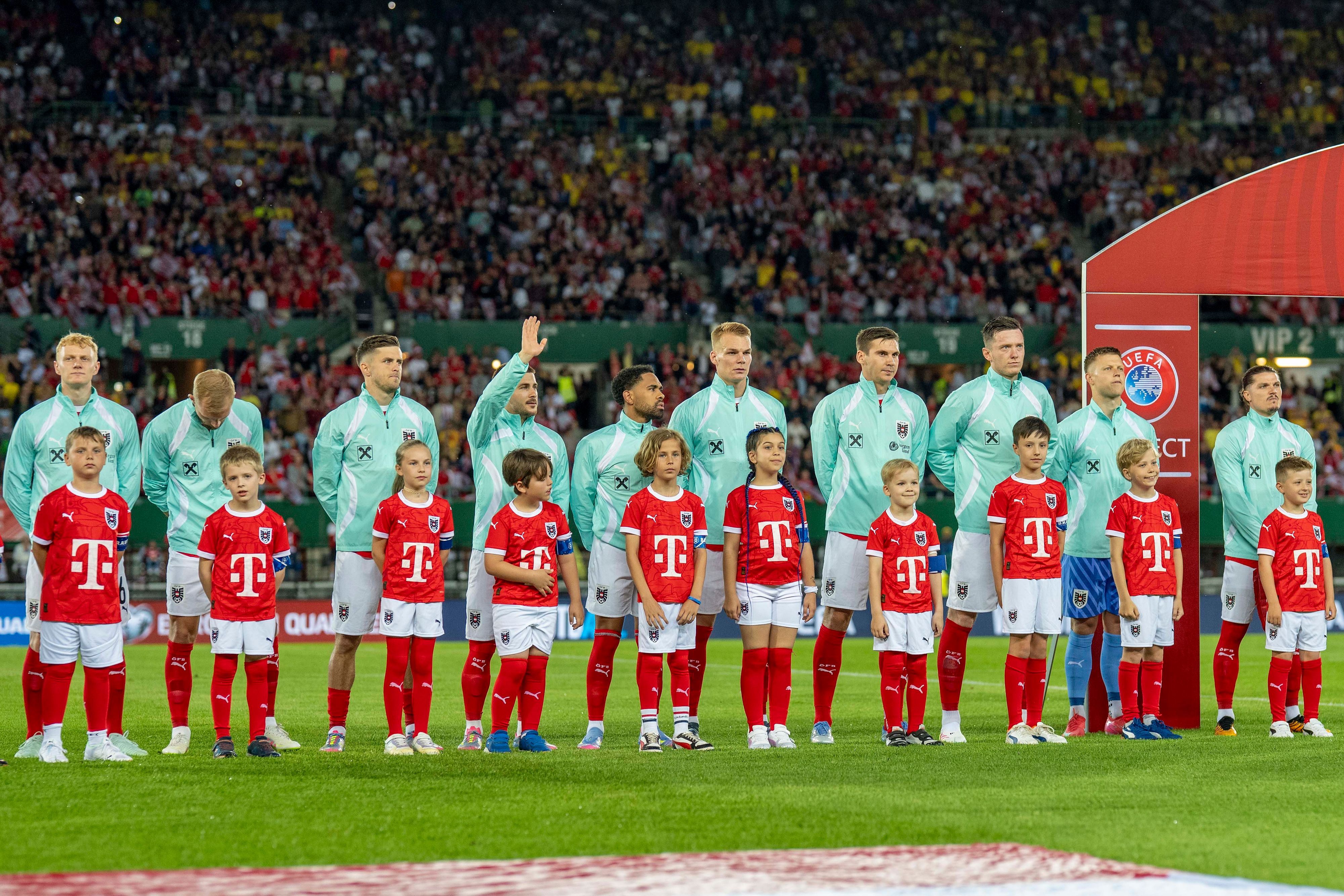 Beim Spiel Österreich vs. Zypern dürfen sich die Begleitkinder über ein ganz besonderes Erlebnis mit den ÖFB-Stars freuen!