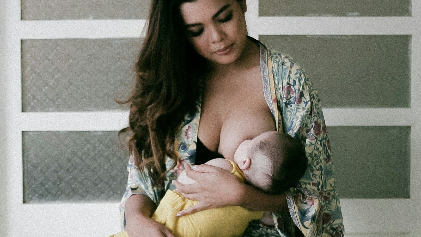 Heute.at - Tabu Baby stillen soll sich mit Aktion ändern