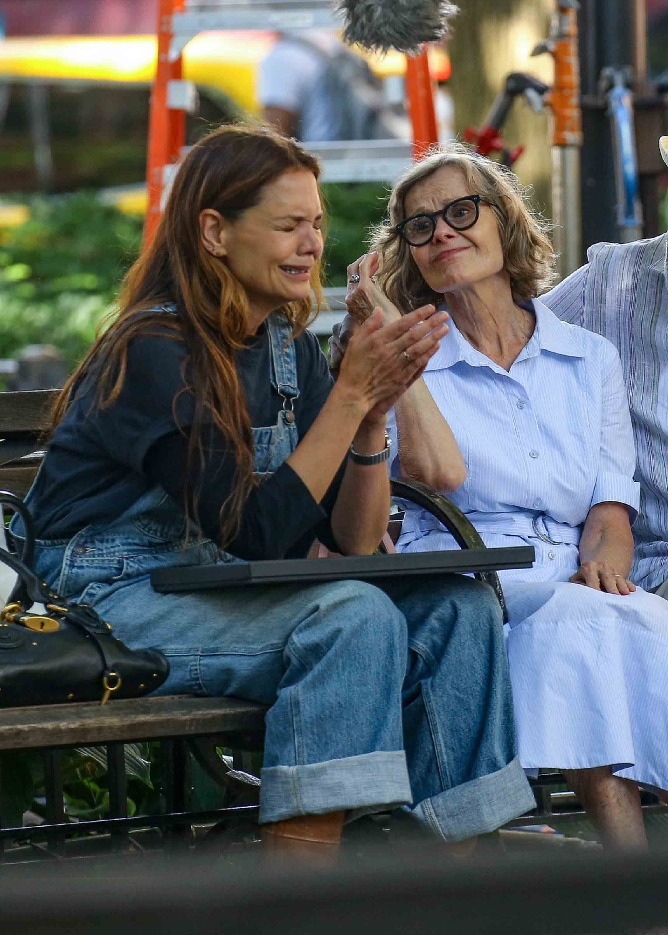 Katie Holmes unter Tränen in New York.