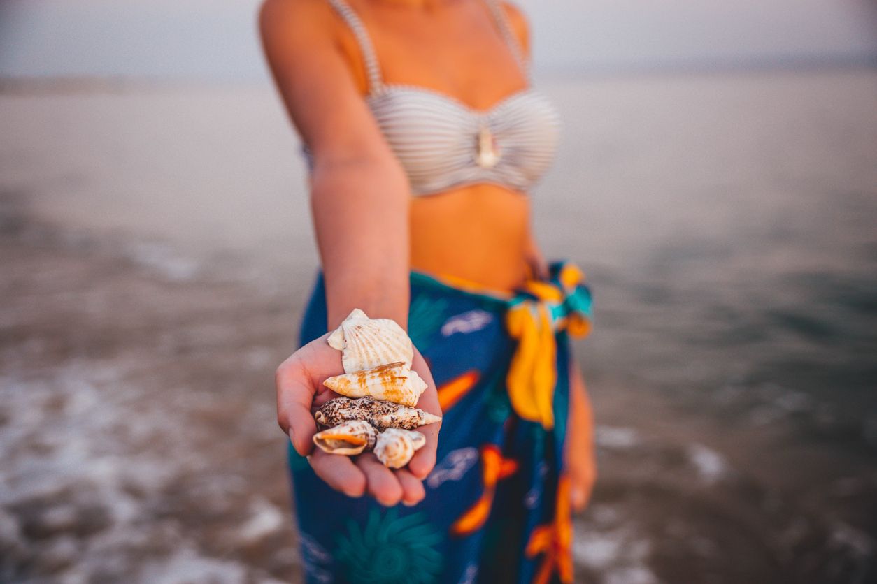 So verlockend Muscheln, Steine und Sand auch sind – es ist Vorsicht geboten.