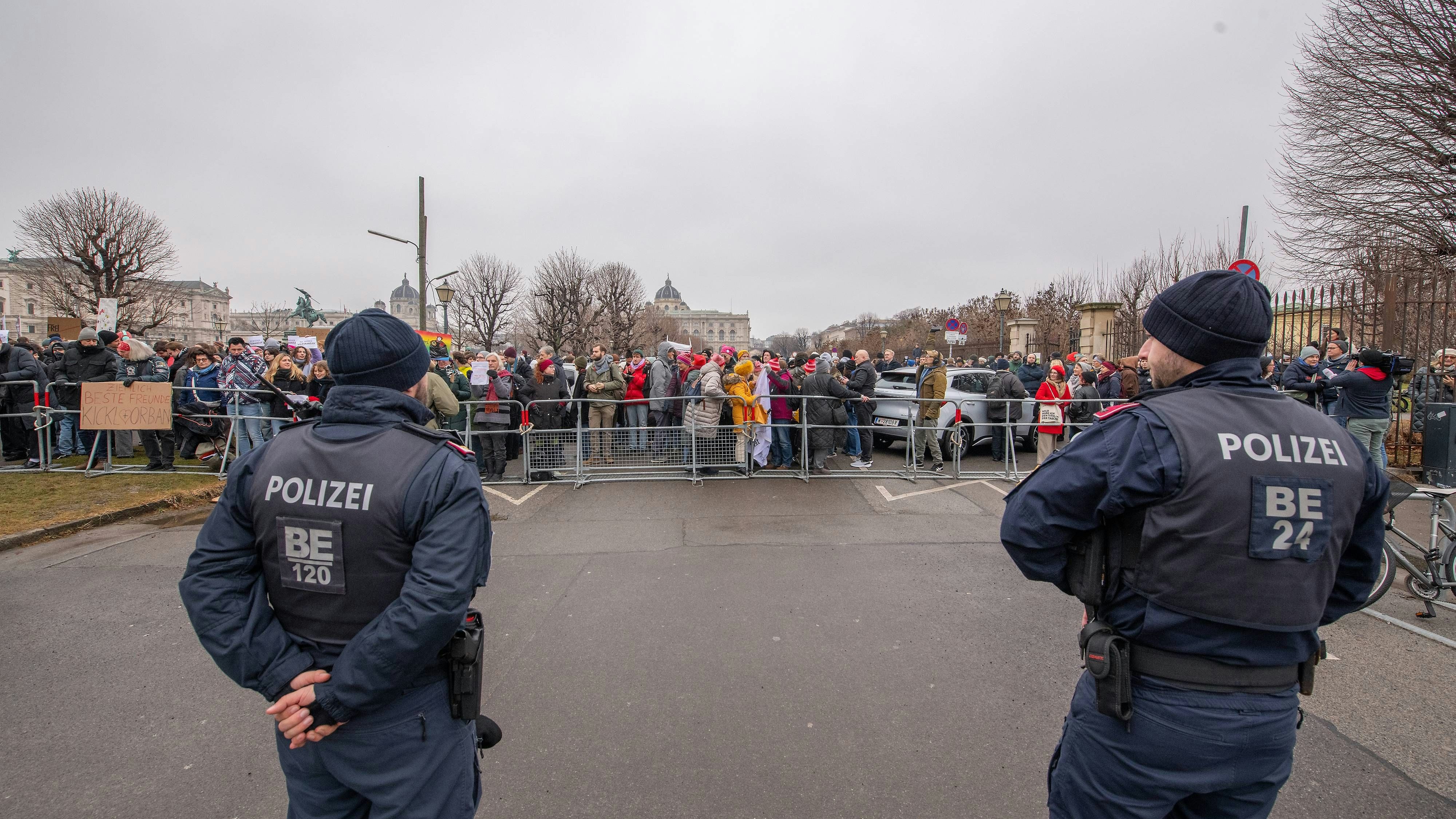 Heute.at - Stau, Chaos – Heißer Demo-Samstag in der Wiener City