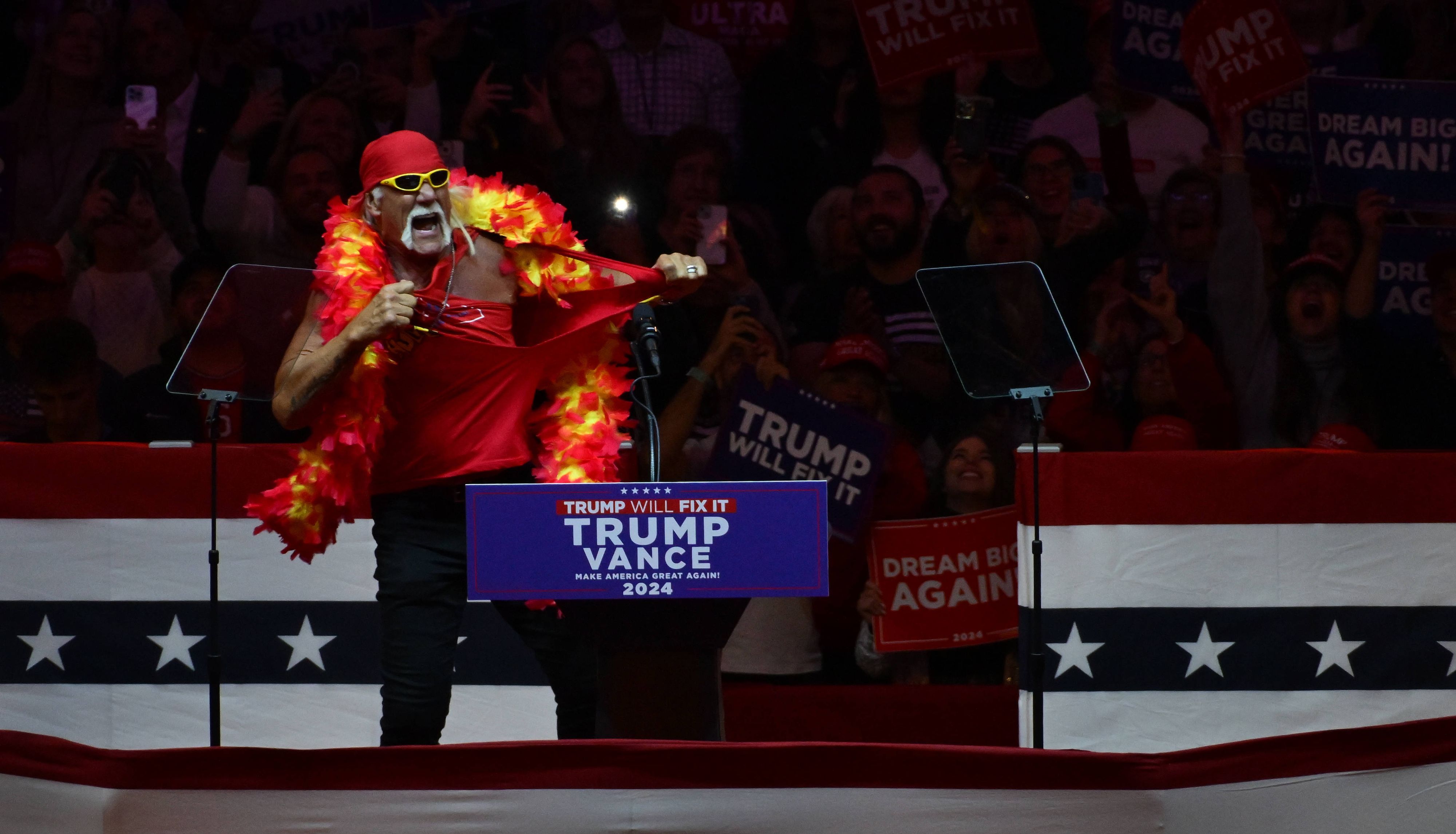 Hulk hogan bei einer Wahlkampfveranstaltung von Donald Trump.