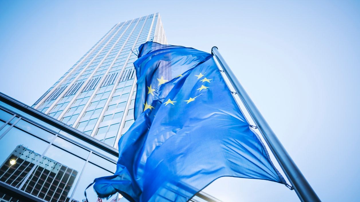 Heute.at - EZB lässt Leitzinsen unverändert auf 2 Prozent