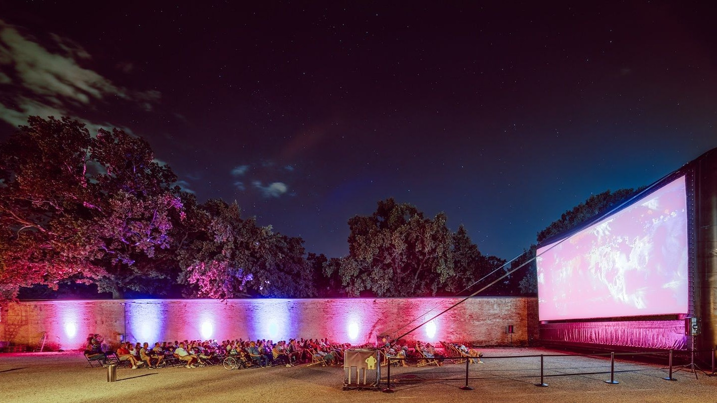 Von Blockbuster bis Musikfilm wird alles gezeigt.