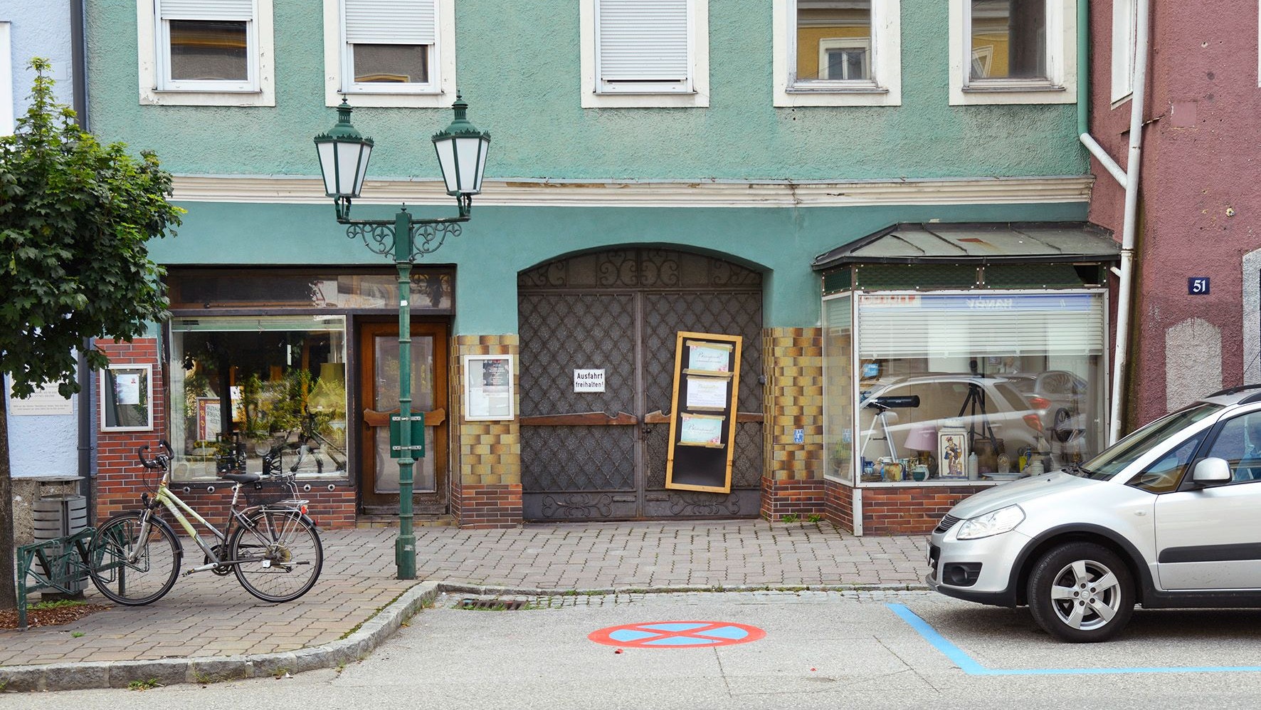Heute.at - Mord-Alarm nach Grillfest – Toter Mann gibt Rätsel auf