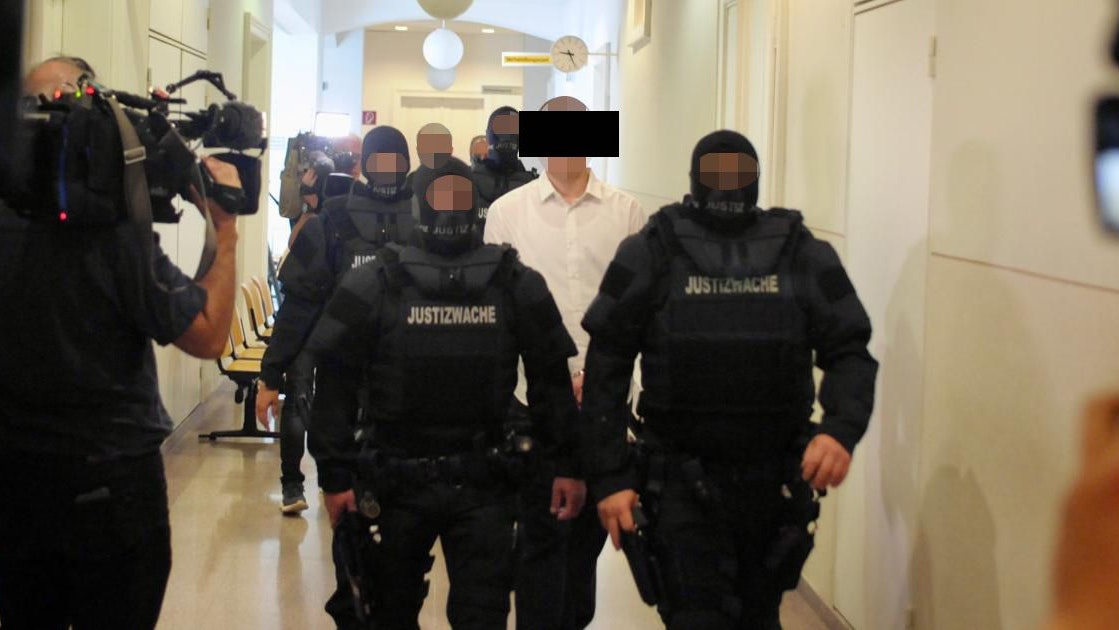 Heute.at - Freund von Wien-Terrorist nun erneut vor Gericht