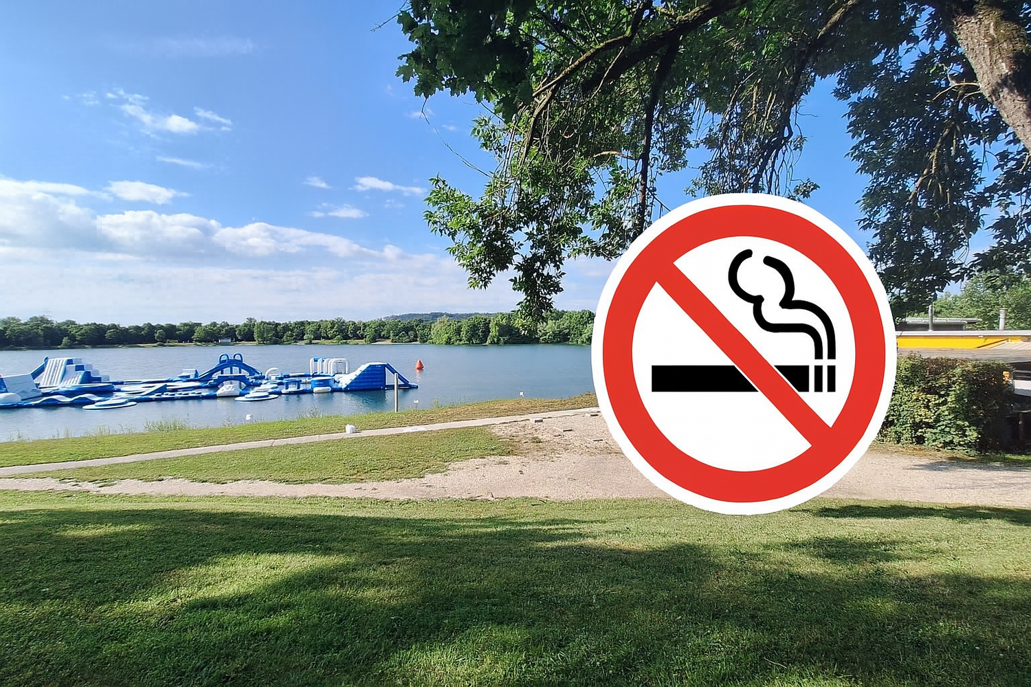 In Freibädern und an den Seen sollte man wenn möglich nur in den Raucherzonen qualmen.