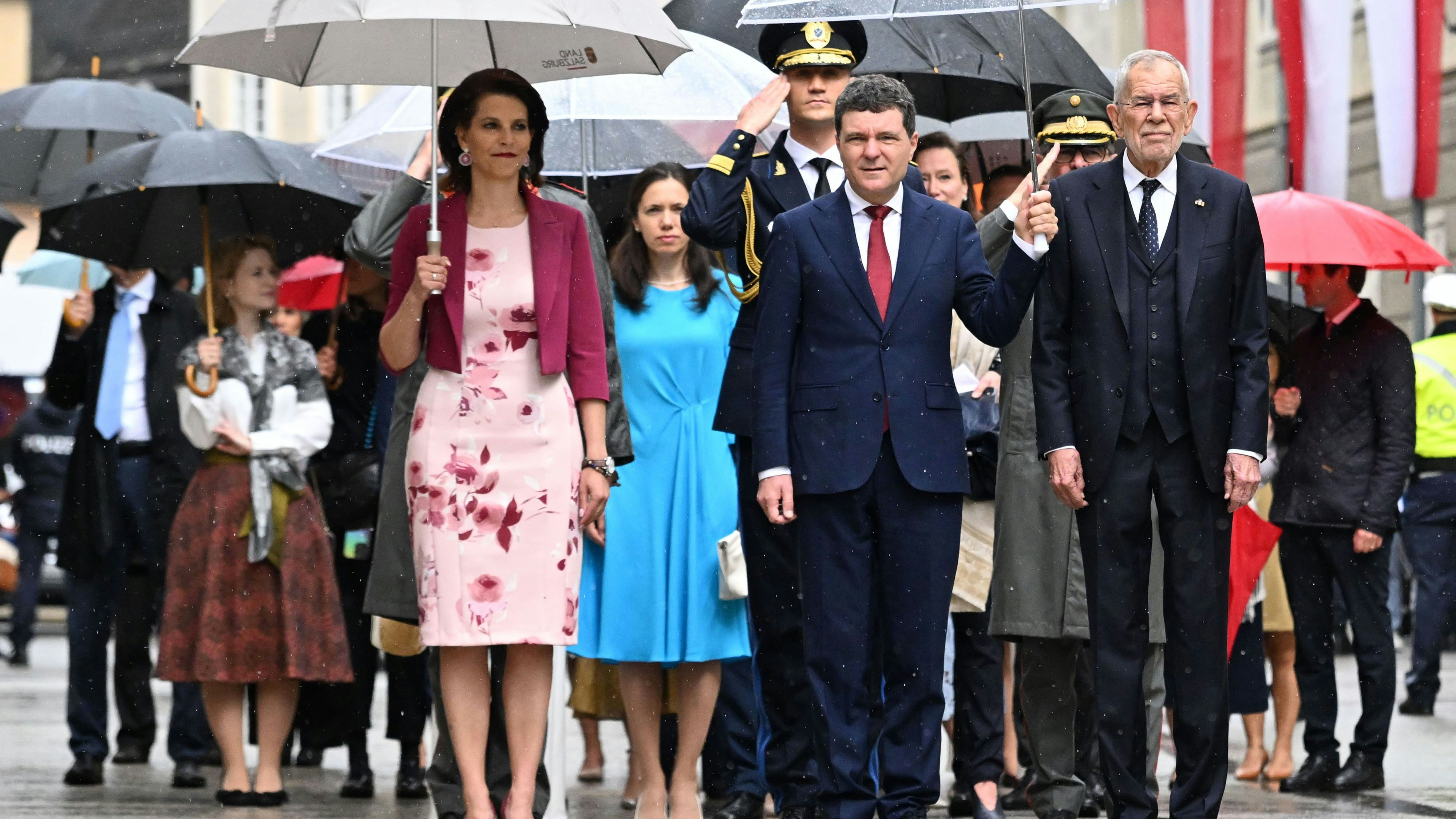 Heute.at - Werte verteidigen – Van der Bellen bei Festspielen