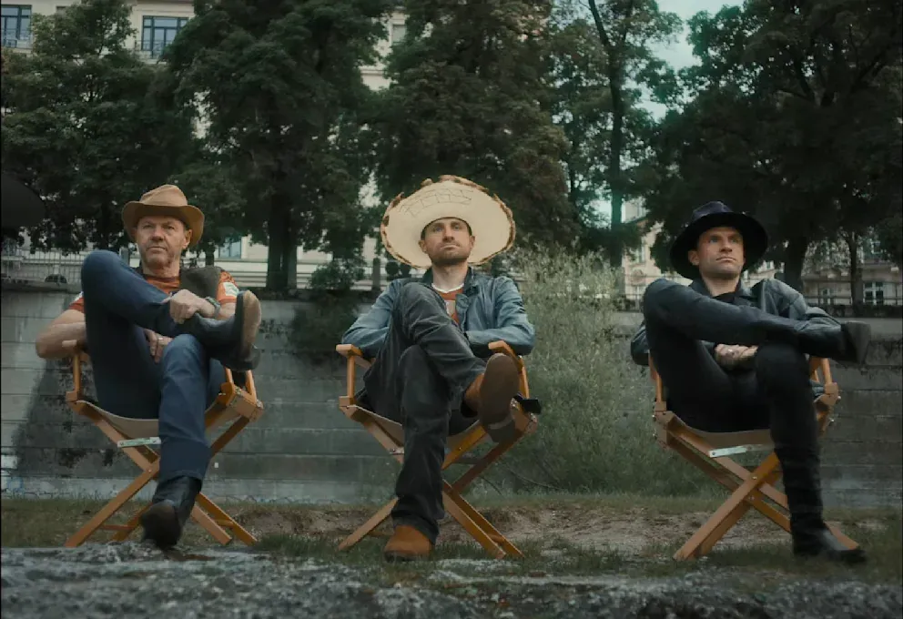 Thomas Müller (r.) mit seinem Vater und Bruder.