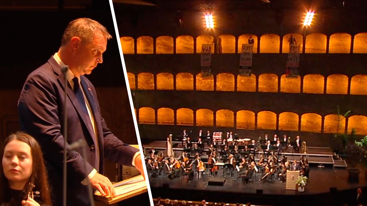 Bei Andreas Bablers Eröffnungsrede bei den Salzburger Festspielen kam es zu einer Störaktion durch Pro-Palästina-Aktivisten.