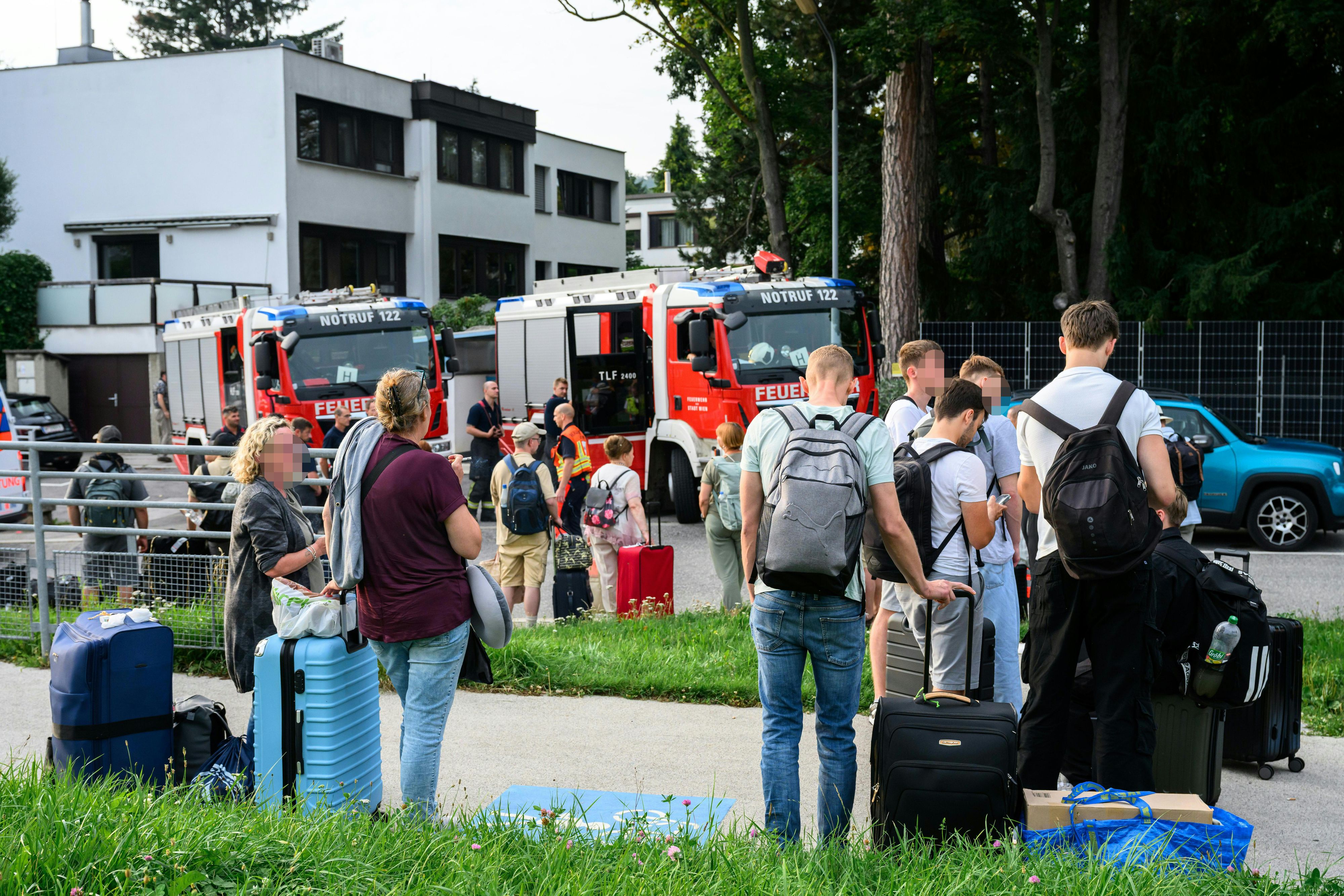 Die Fahrgäste mussten stundenlang auf ihre Rettung warten.