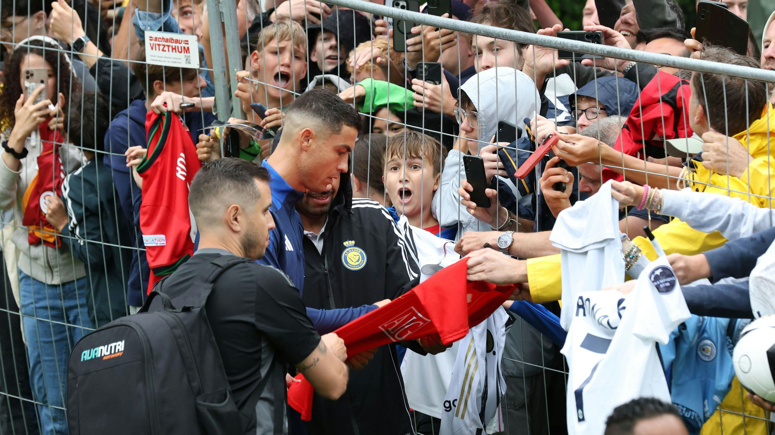 Heute.at - Ronaldo sorgt für Begeisterungsstürme in Salzburg