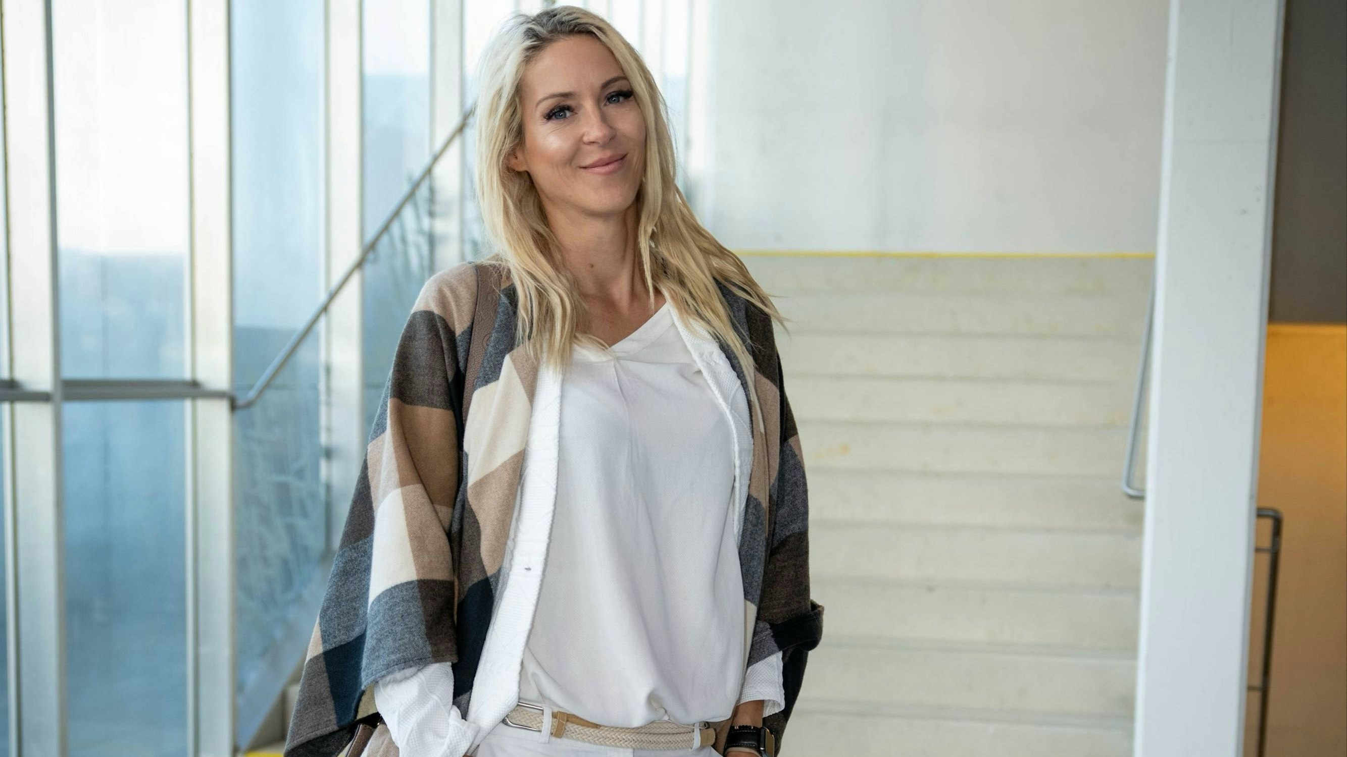 Heute.at - Simone Lugner: Wer ihr jetzt hilft, einen Job zu finden