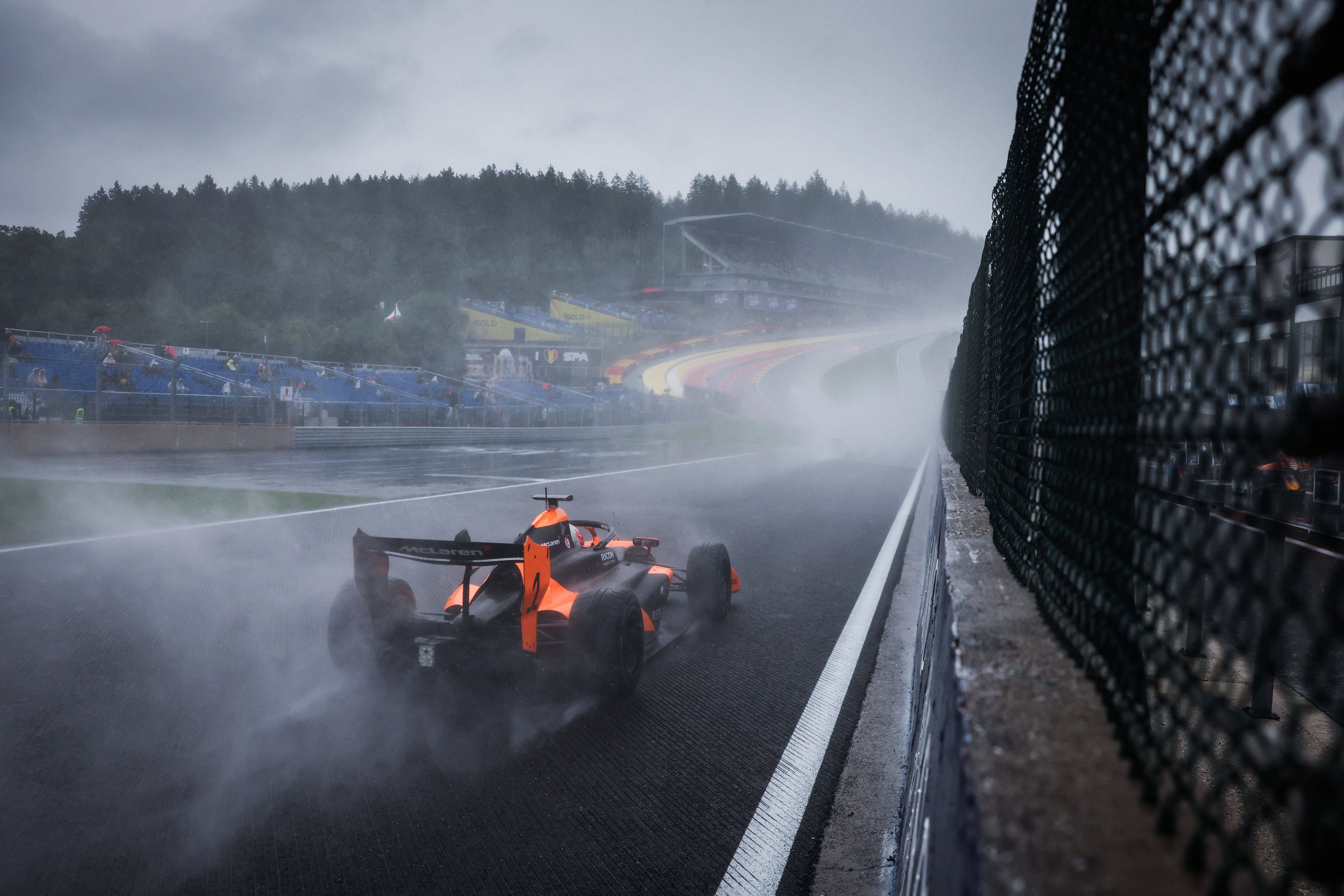 Regen-Chaos in Spa.