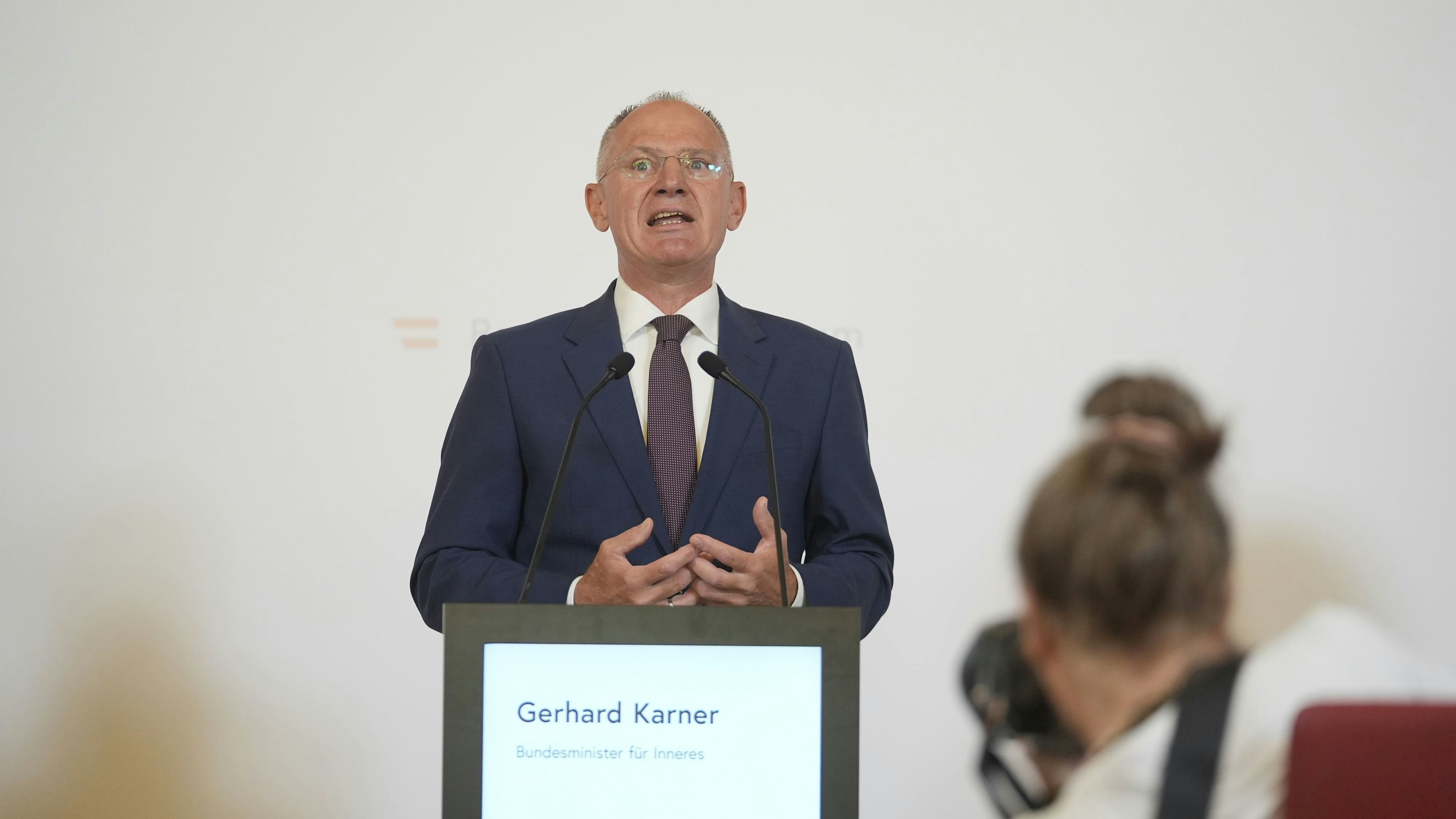 Eines kann ich euch jetzt schon versprechen, so wahr ich Gerhard Karner heiße ....