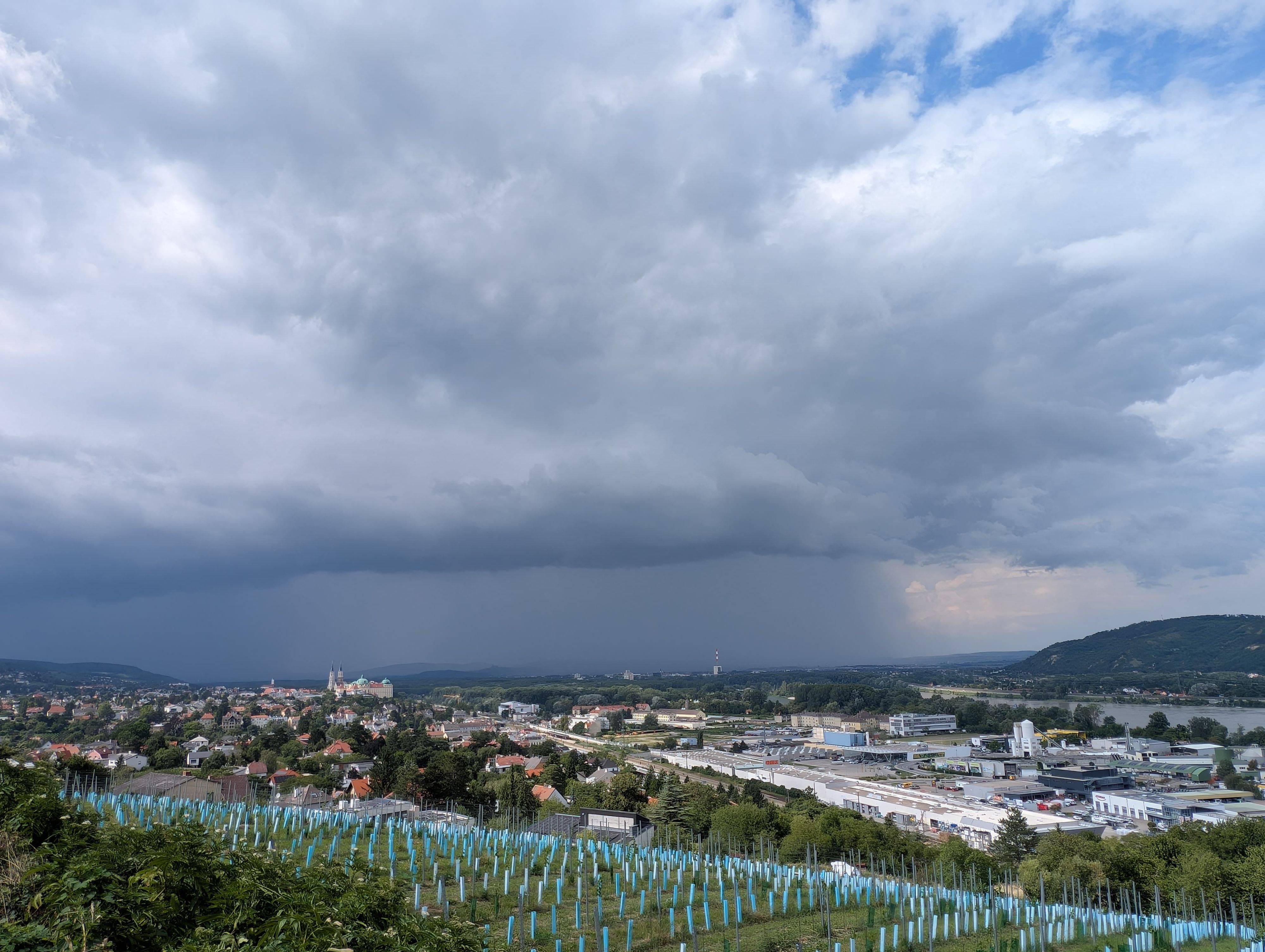 Ein Blick ins Wiener Umland. Ähnliche Bilder sind in den kommenden Tagen wieder möglich. Archivbild.