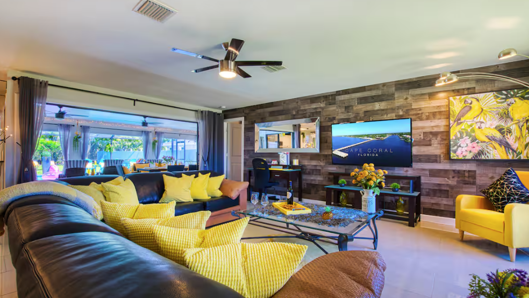 Ein Blick in den Wohnbereich der Villa von Claudia Norberg.