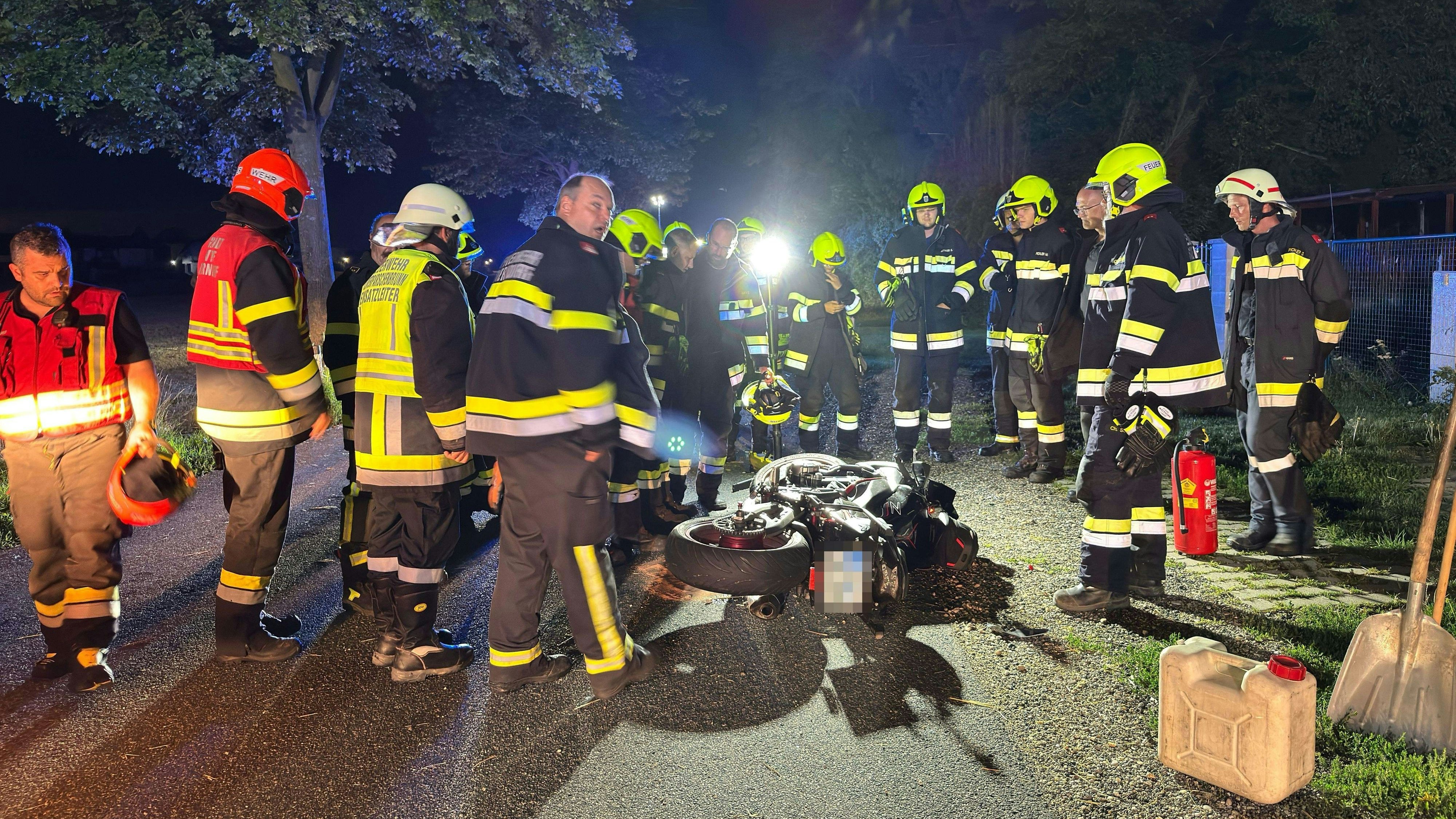 Unfall: Motorrad kollidiert mit Reh