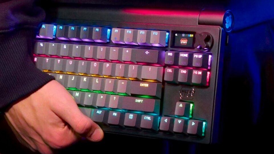 Heute.at - Cherry stellt eine mechanische Tastatur mit Display vor