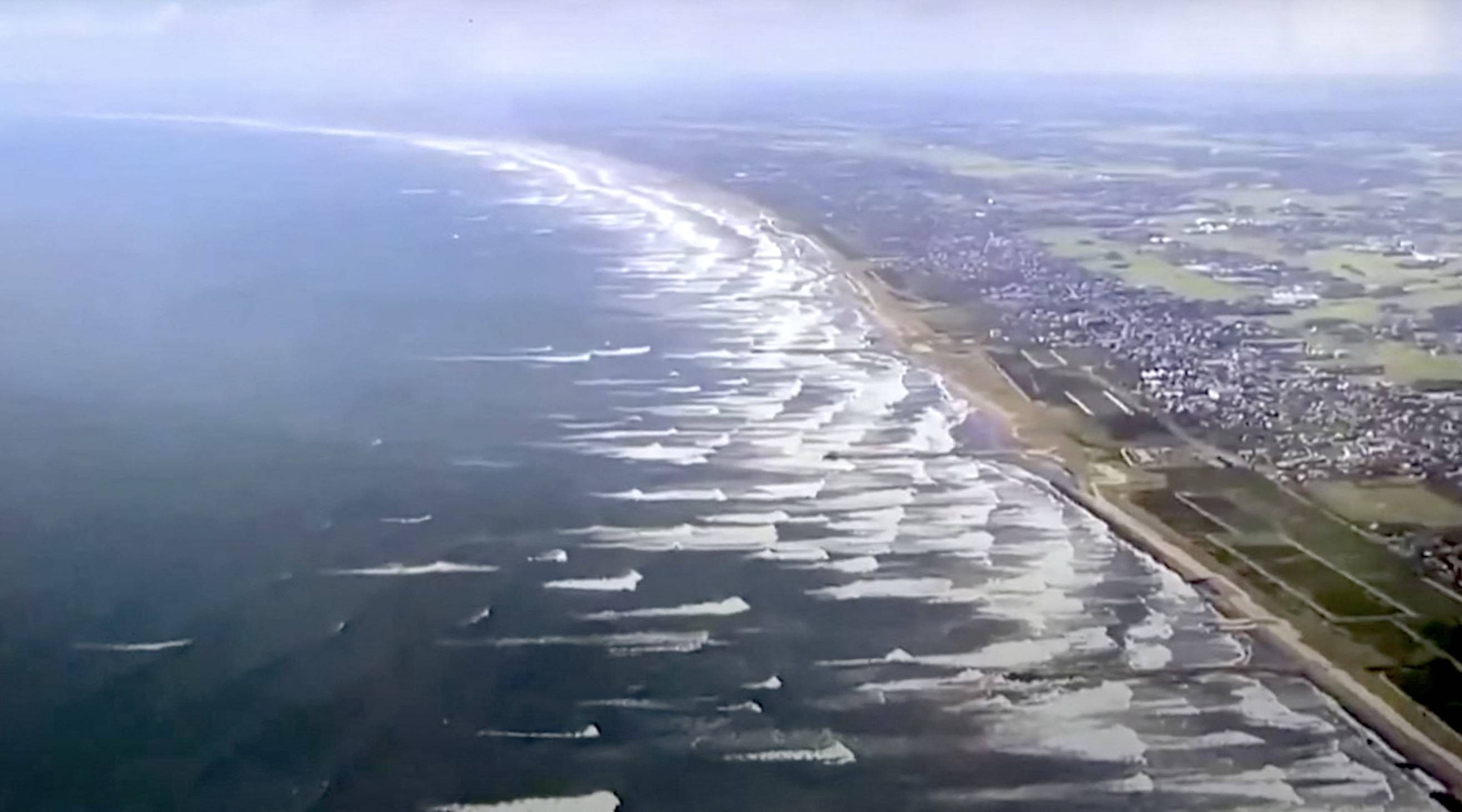 Die Tsunami-Wellen haben Japan erreicht.