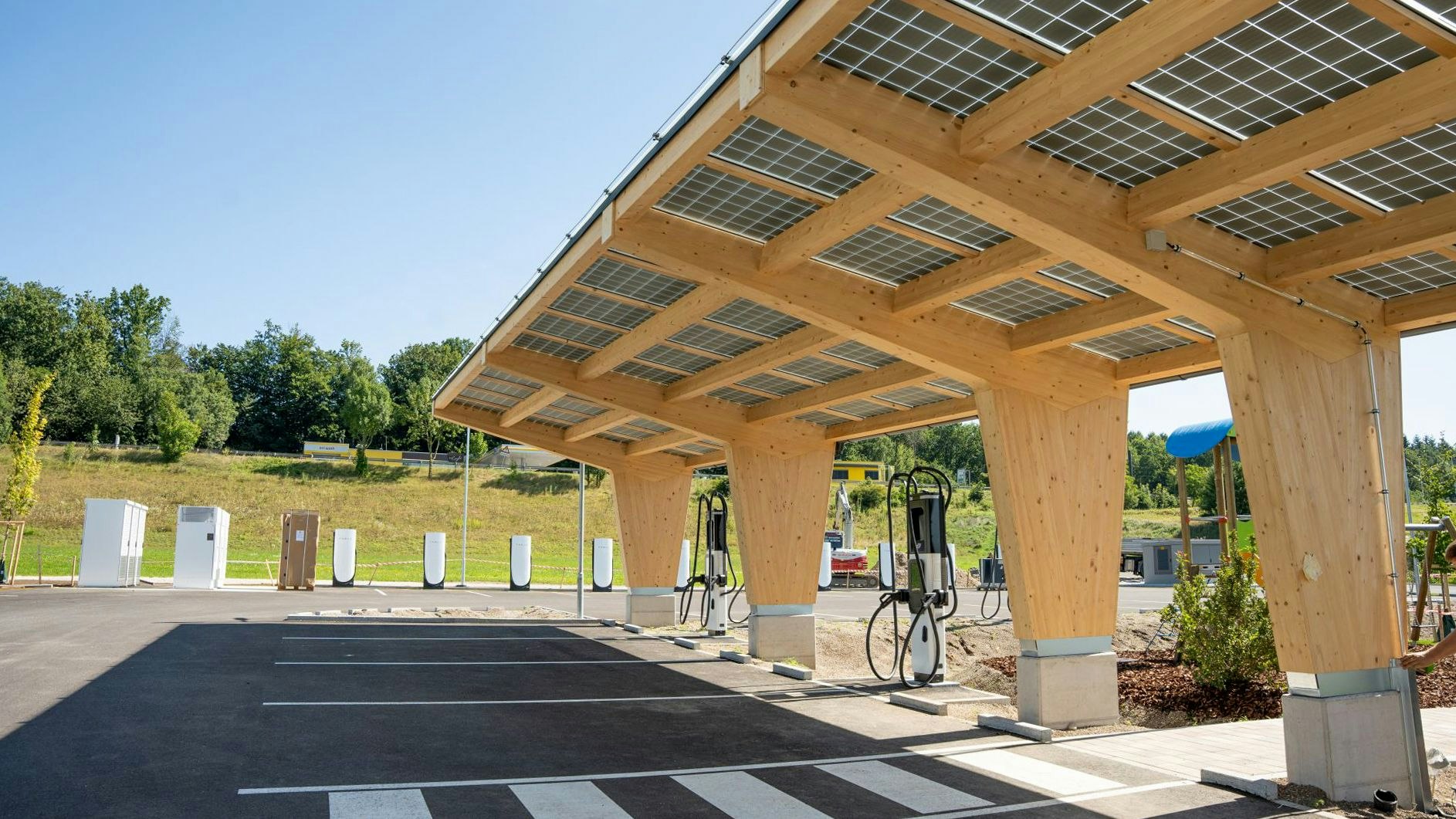 Heute.at - Mega-Ladepark – Amstetten jetzt Vorbild für E-Mobilität
