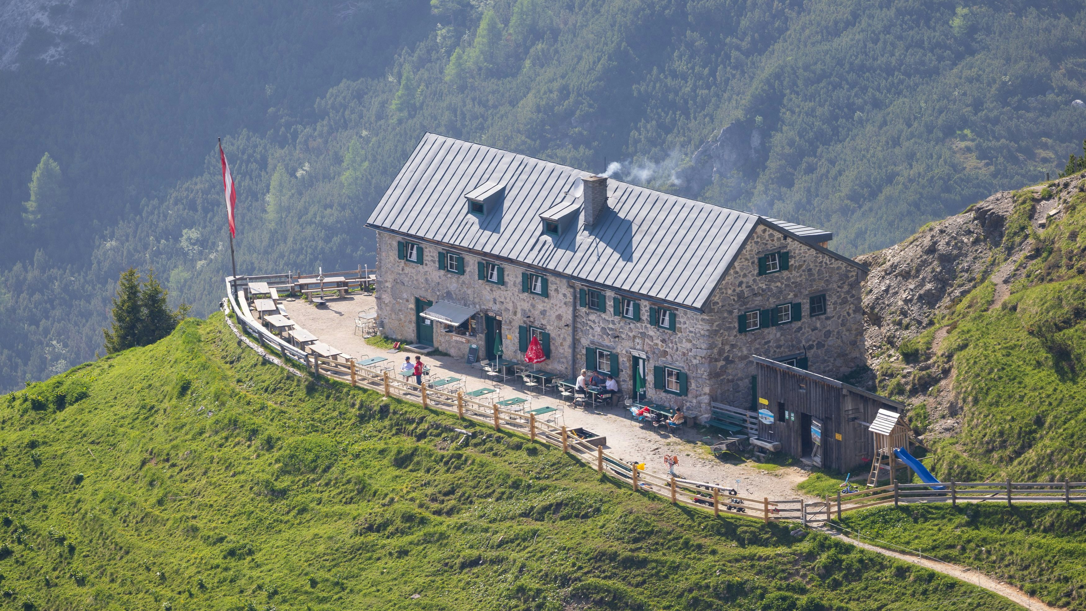 Heute.at - Alpenverein kämpft mit Hüttenknigge gegen Alm-Exzesse
