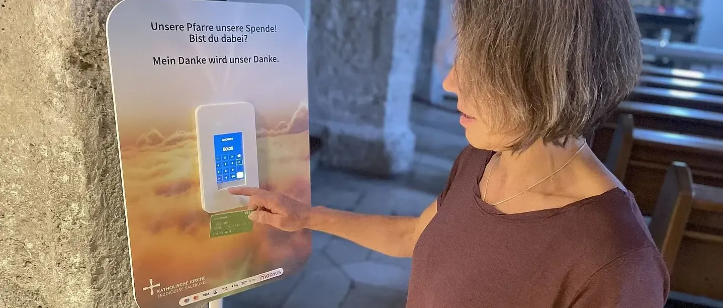 Einige Salzburger Kirchen bieten nun bargeldloses Zahlen an.