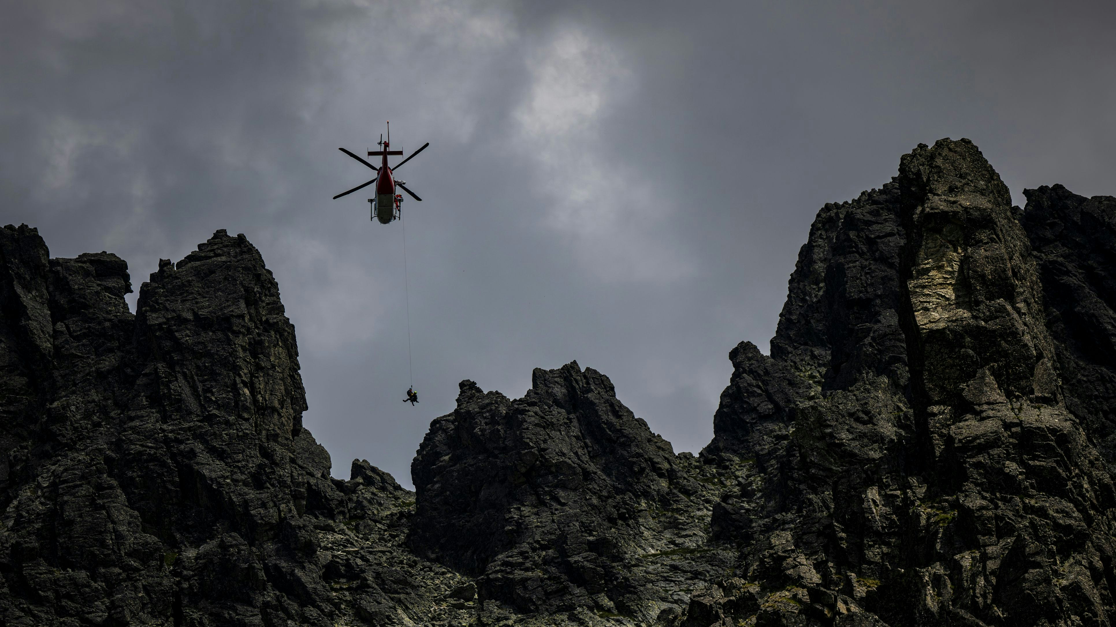 Heute.at - Urlauber dreht sich um – sieht Vater in den Tod stürzen