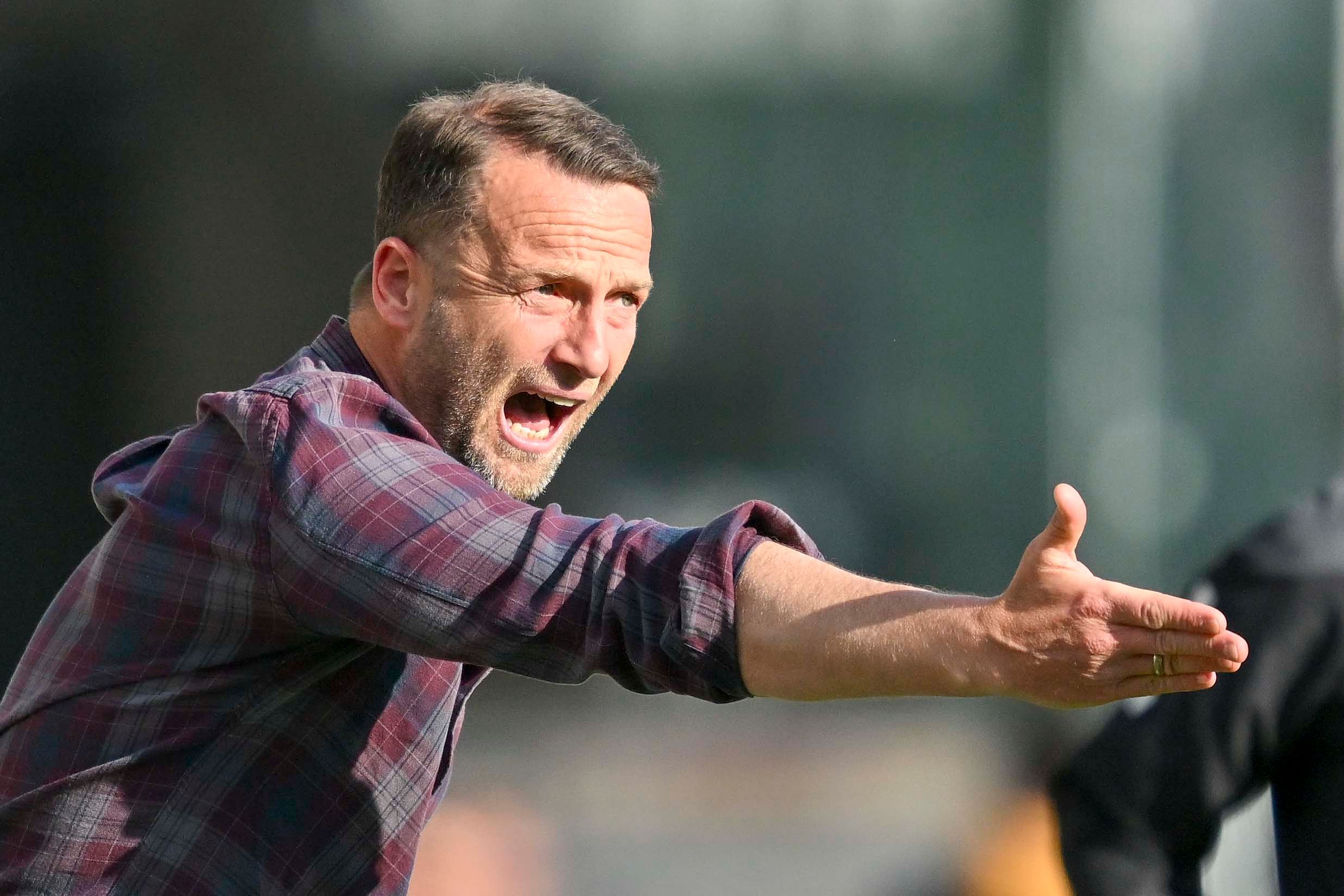 Ferdinand Feldhofer ruft erneut den Klassenerhalt als Ziel aus.