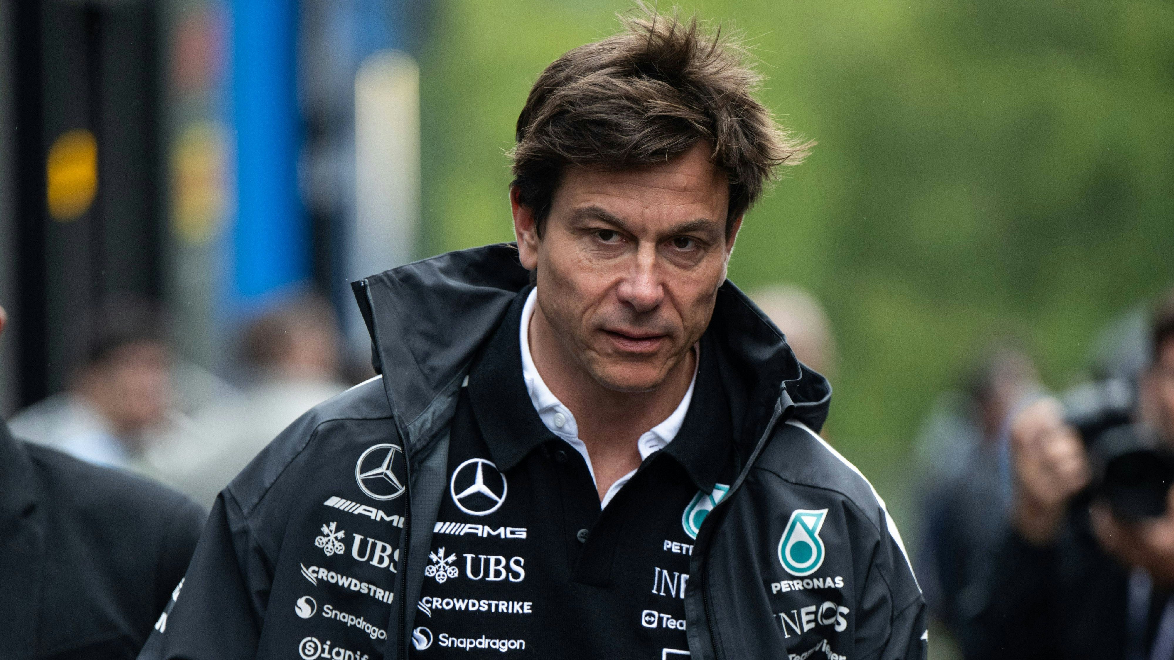 Heute.at - Mercedes-Boss Wolff berief Krisensitzung ein