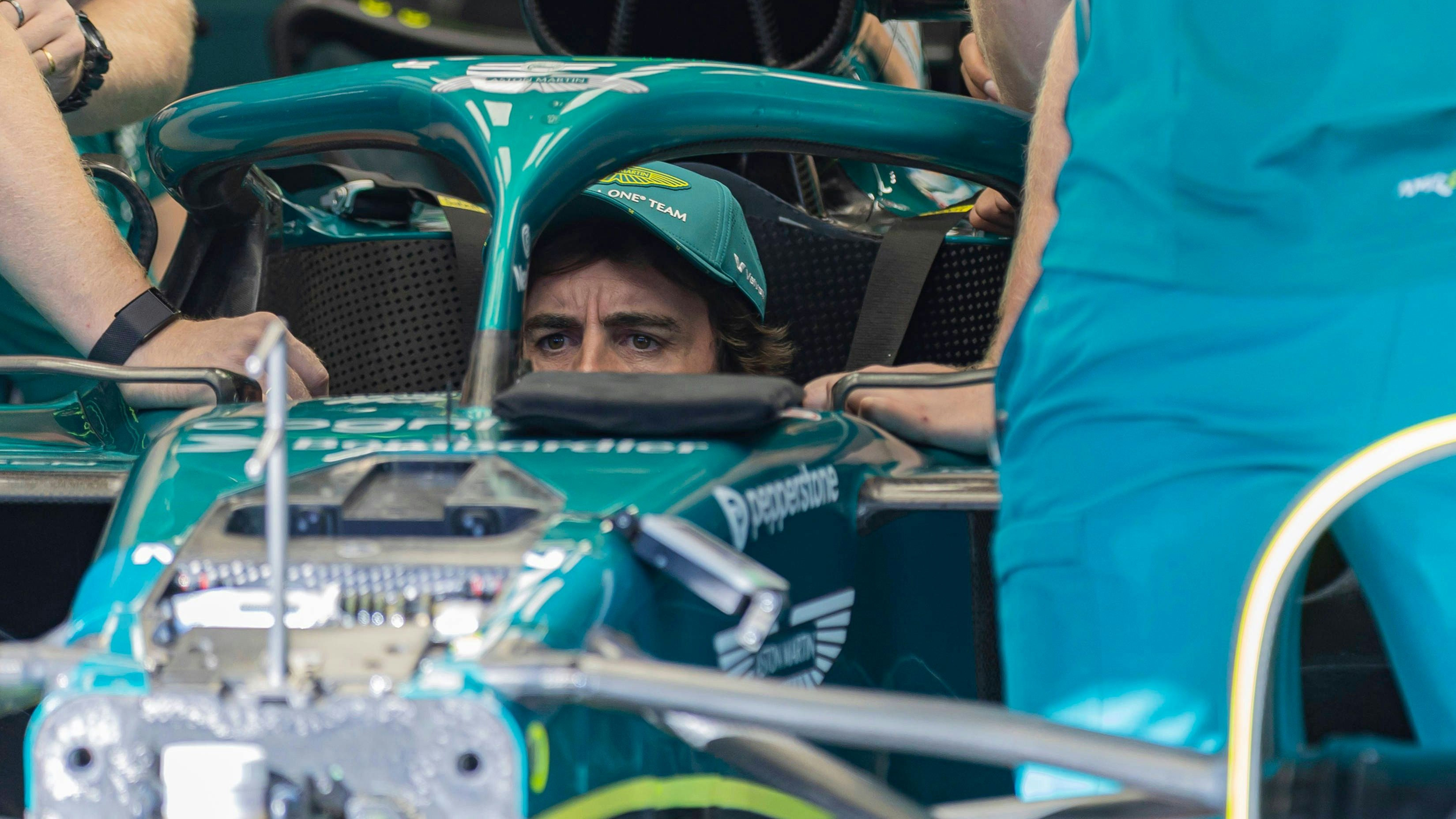 Heute.at - F1-Star fällt vor Training aus, McLaren wieder voran