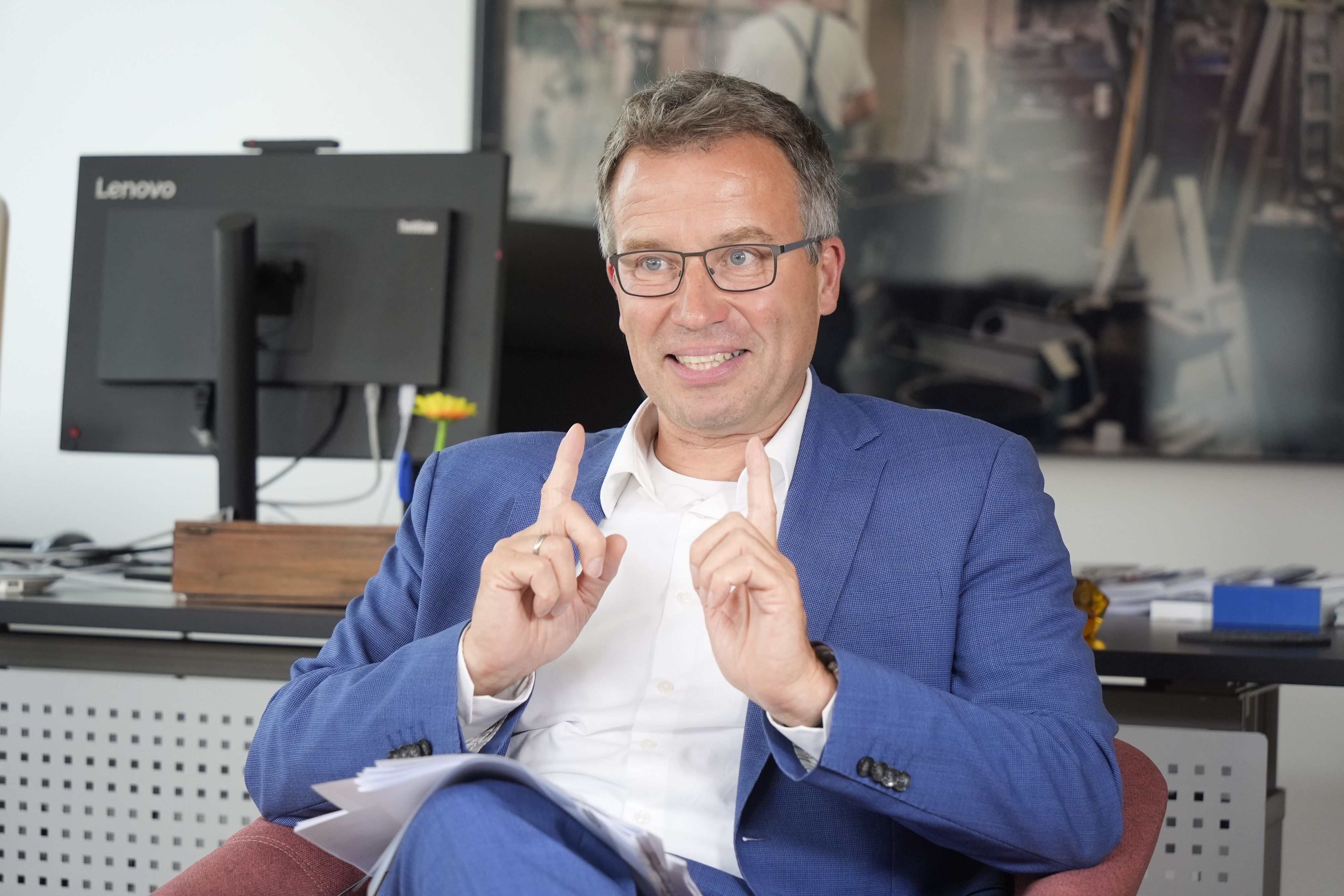 AMS-Chef Johannes Kopf spricht über Herausforderungen bei der Integration in den Arbeitsmarkt.