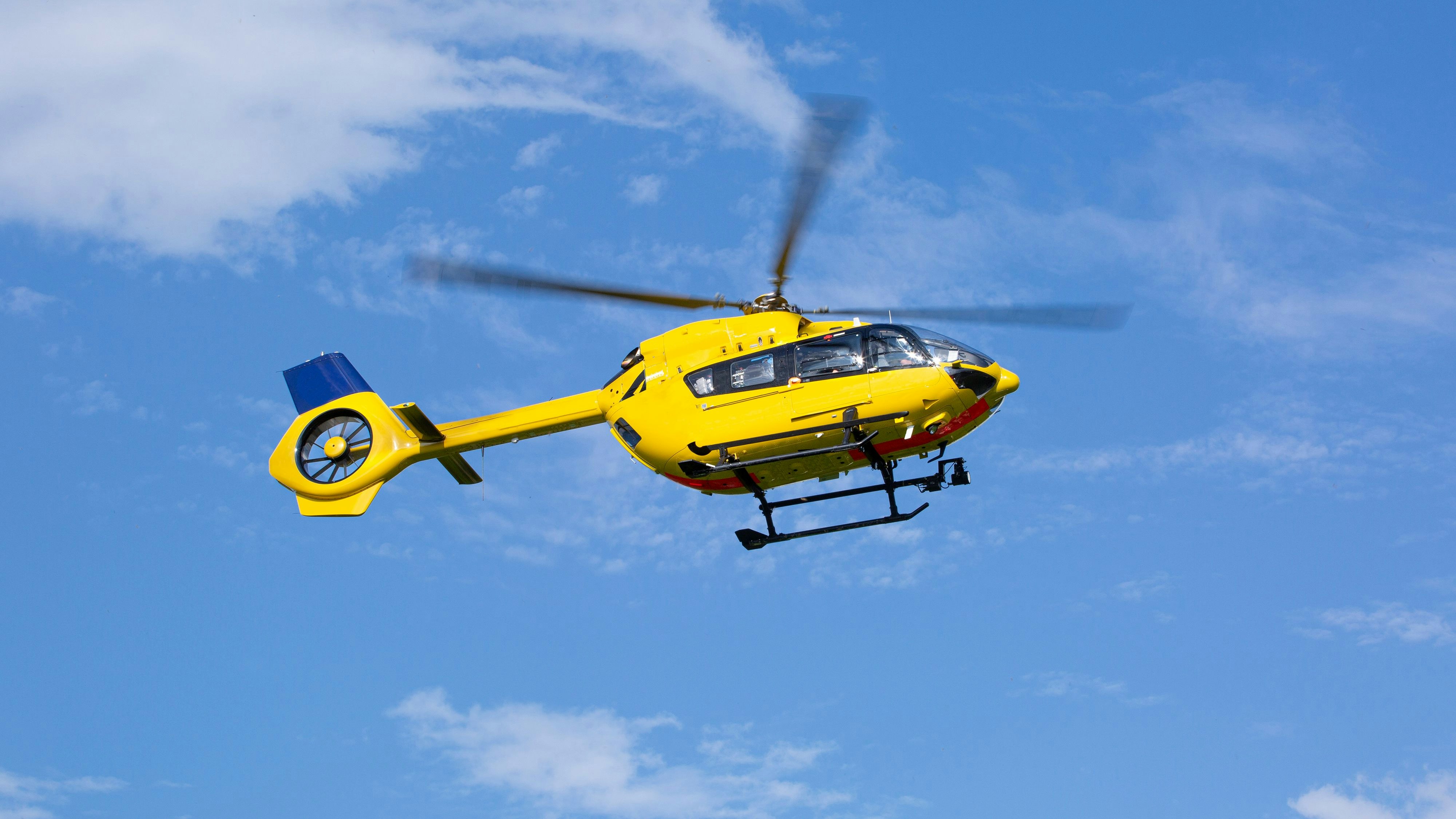 Die Jugendliche wurde schwer verletzt ins Spital geflogen. (Symbolbild)