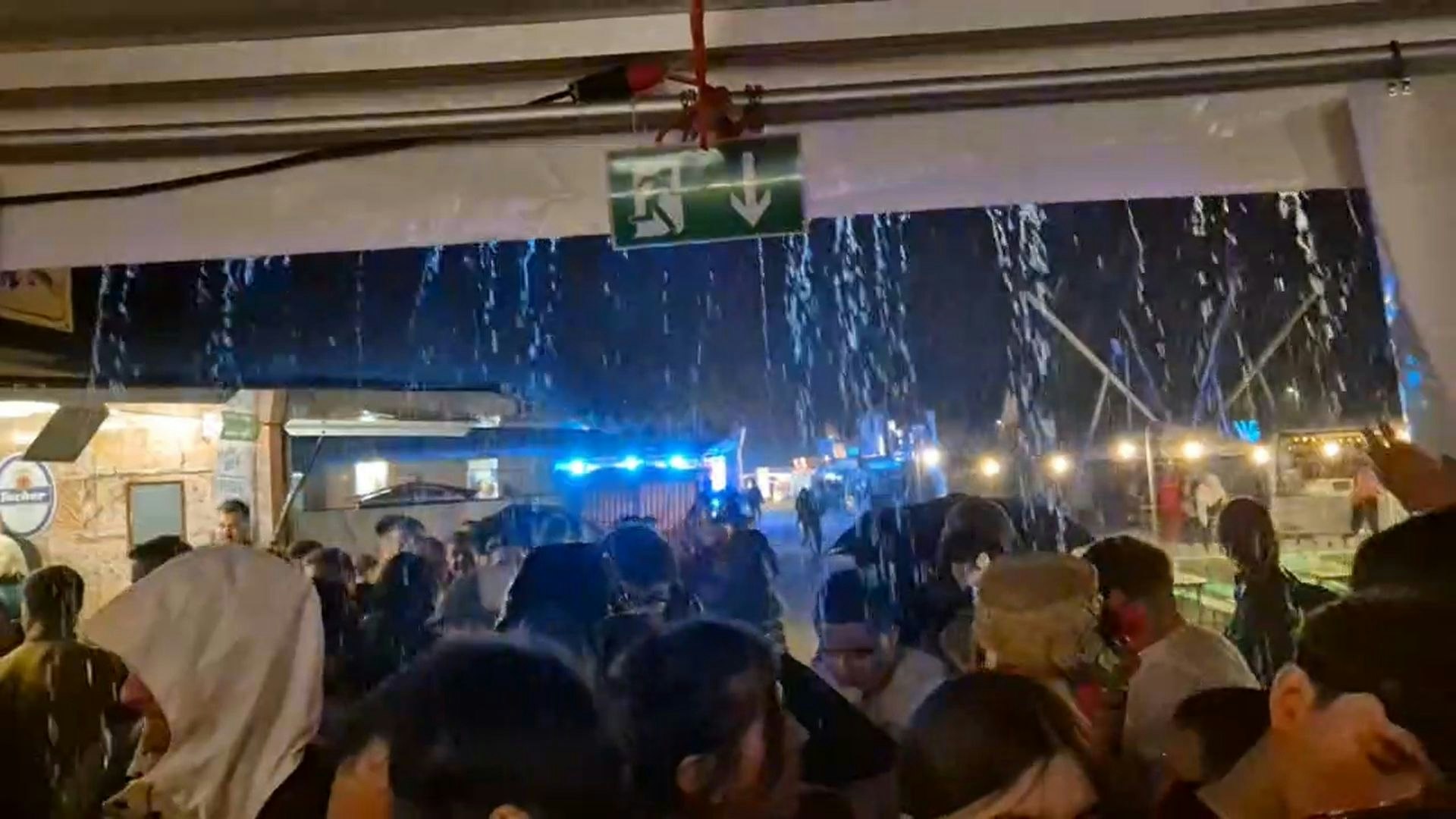 Heute.at - Heftige Gewitter-Zelle entlädt sich mit voller Wucht