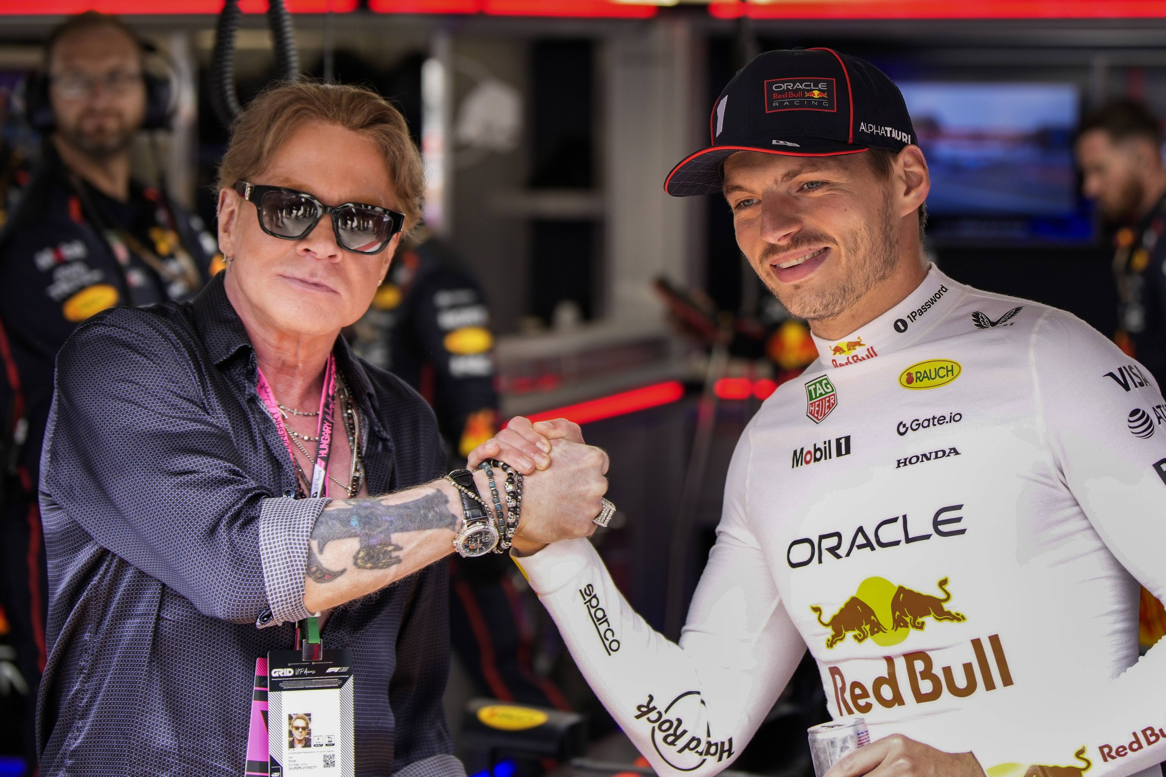 Max Verstappen (r.) erklärte Axl Rose die Formel 1.