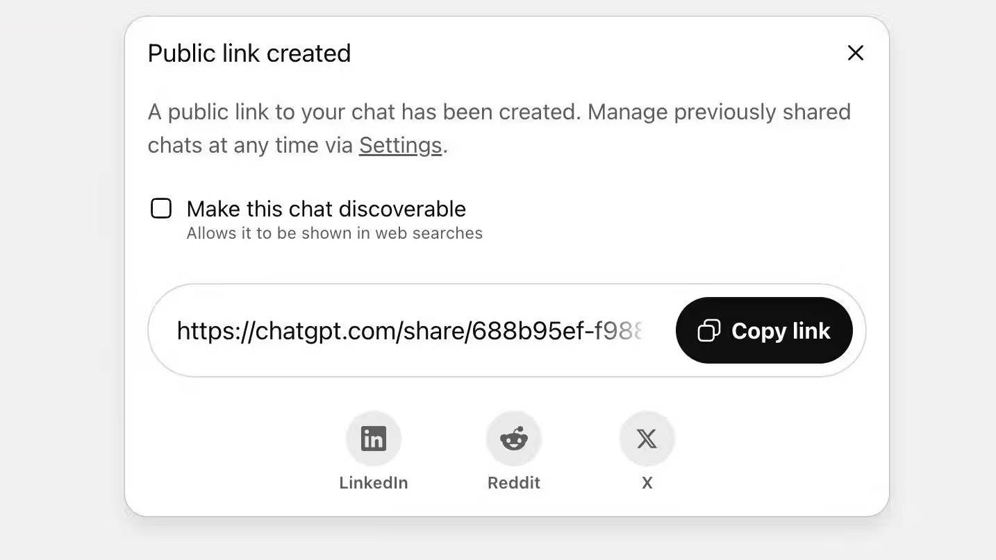 Bis vor Kurzem konnte man seine Chat-Links für Suchmaschinen sichtbar machen. Diese Funktion sorgte für Verwirrung und ist seit dem 1. August entfernt worden.