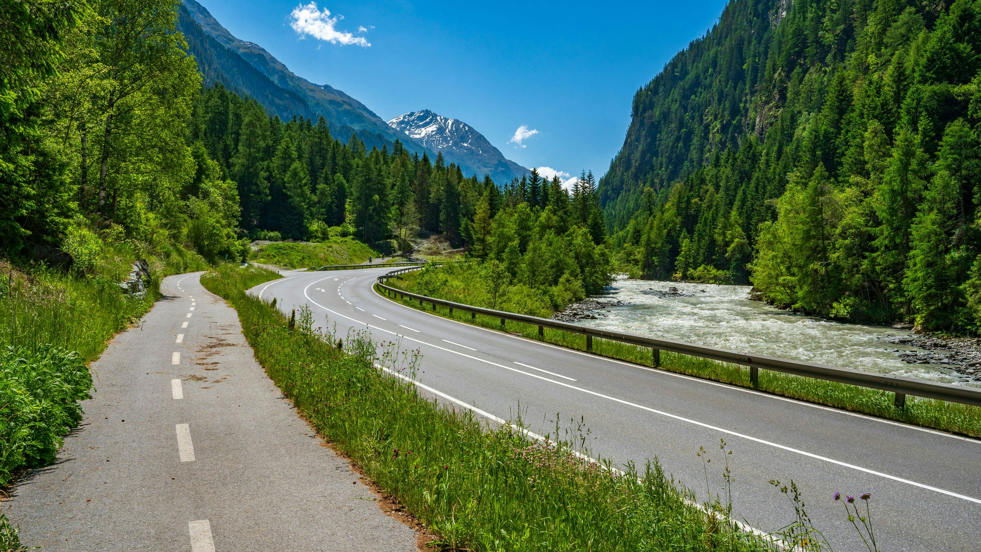 Parallel zur Ötztalstraße gibt es schon einen eigenen Radweg. In Salzburg kämpft man jetzt um einen Lückenschluss.