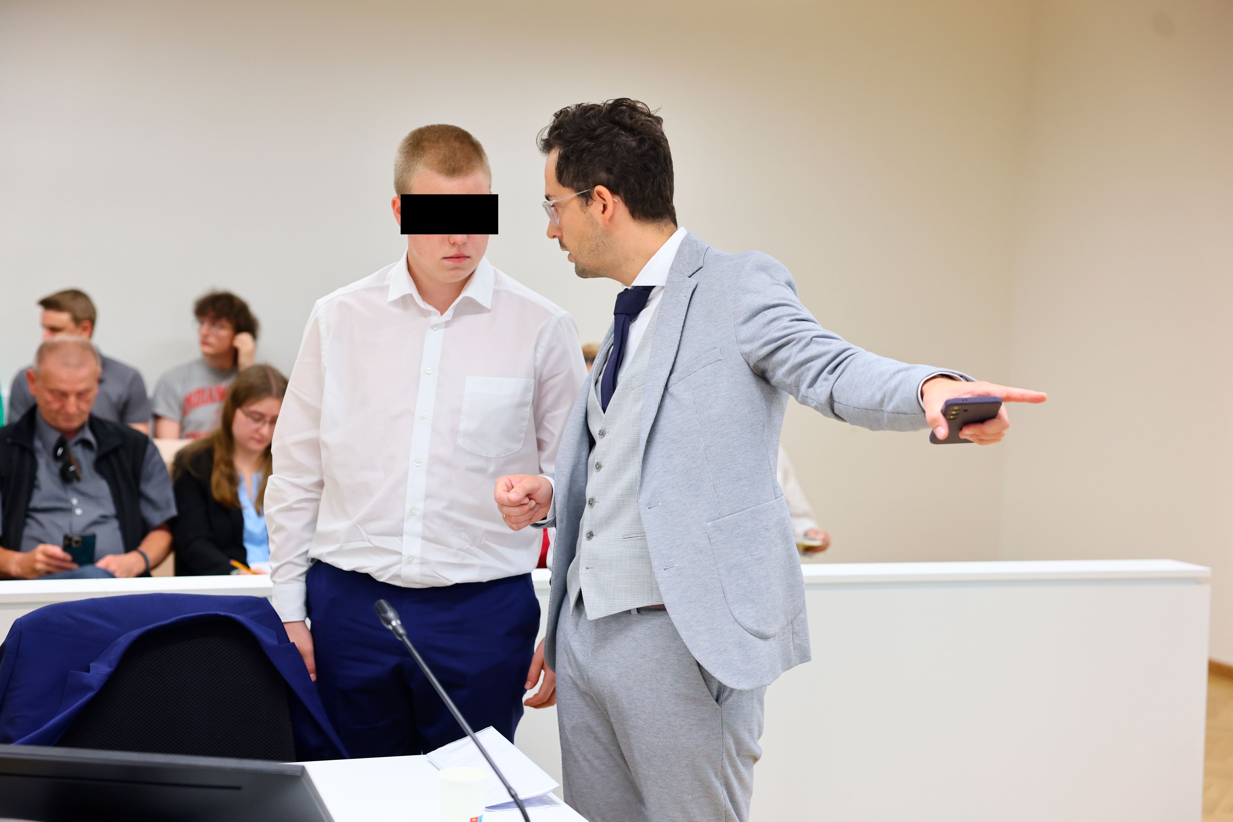 Mehrfach im Leben falsch abgebogen und zum 