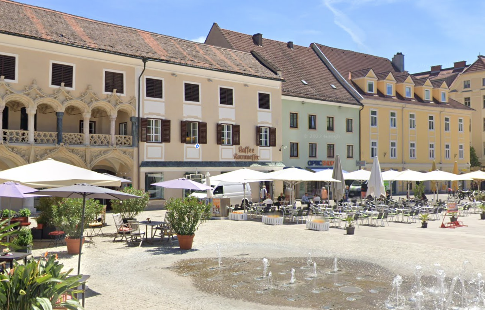 Das Kaffee Kornmesser im Herzen von Bruck an der Mur ist seit Jahrhunderten eine Institution.