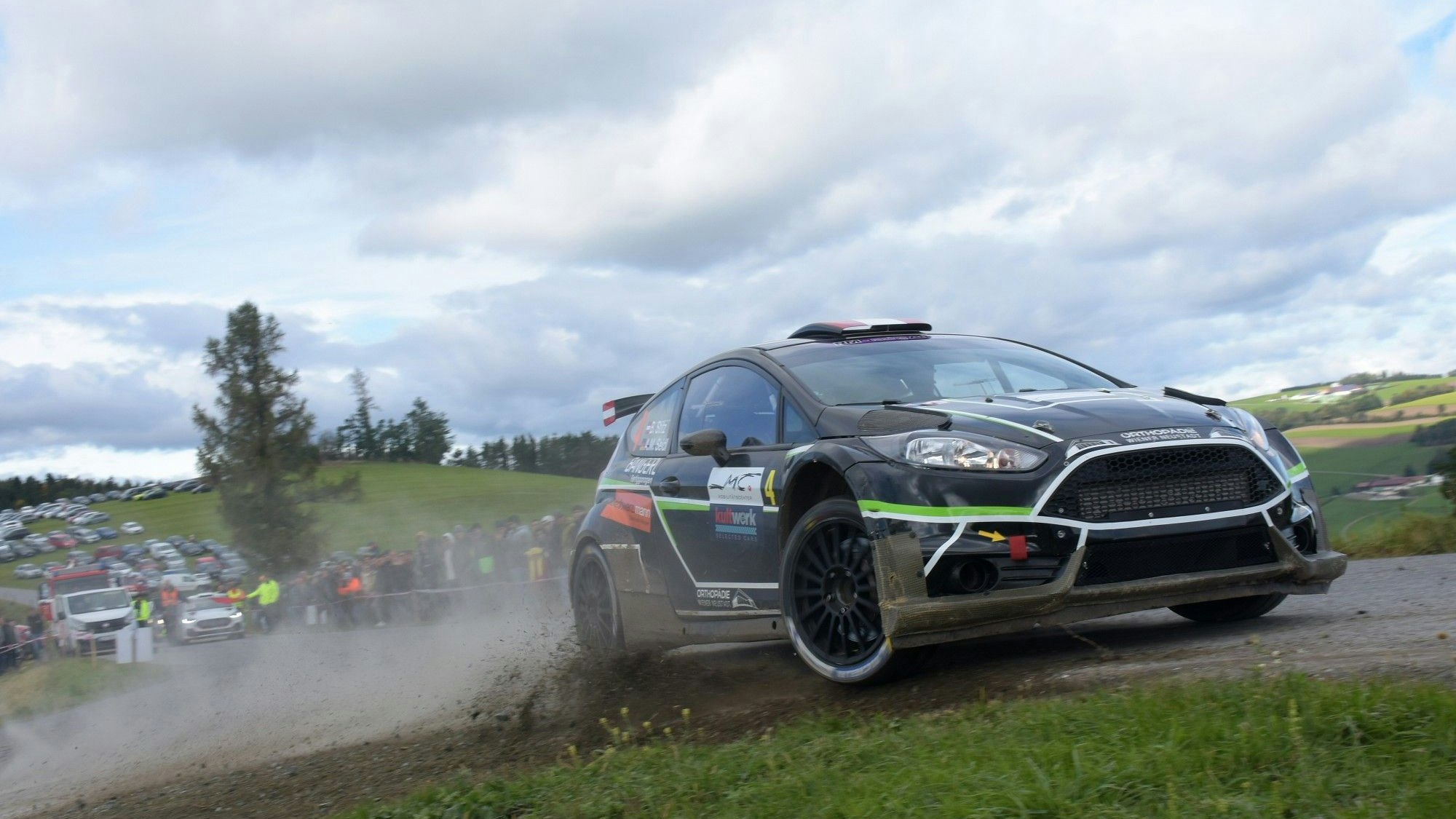 Wir verlosen 4 Beifahrerplätze in einem VIP-Rallyeauto bei der "OBM Land der 1.000 Hügel Rallye" am 29. und 30. August in Krumbach.