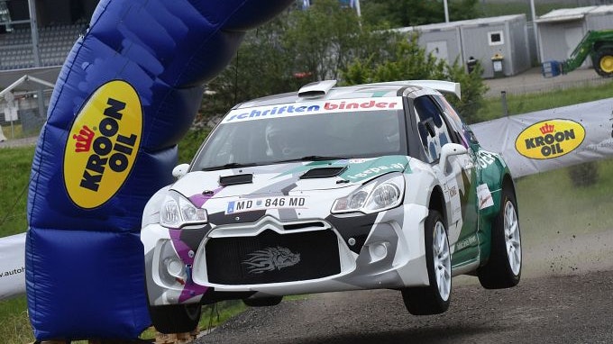 Heute.at - Mit Heute zum Copilot im Rallyeauto werden!