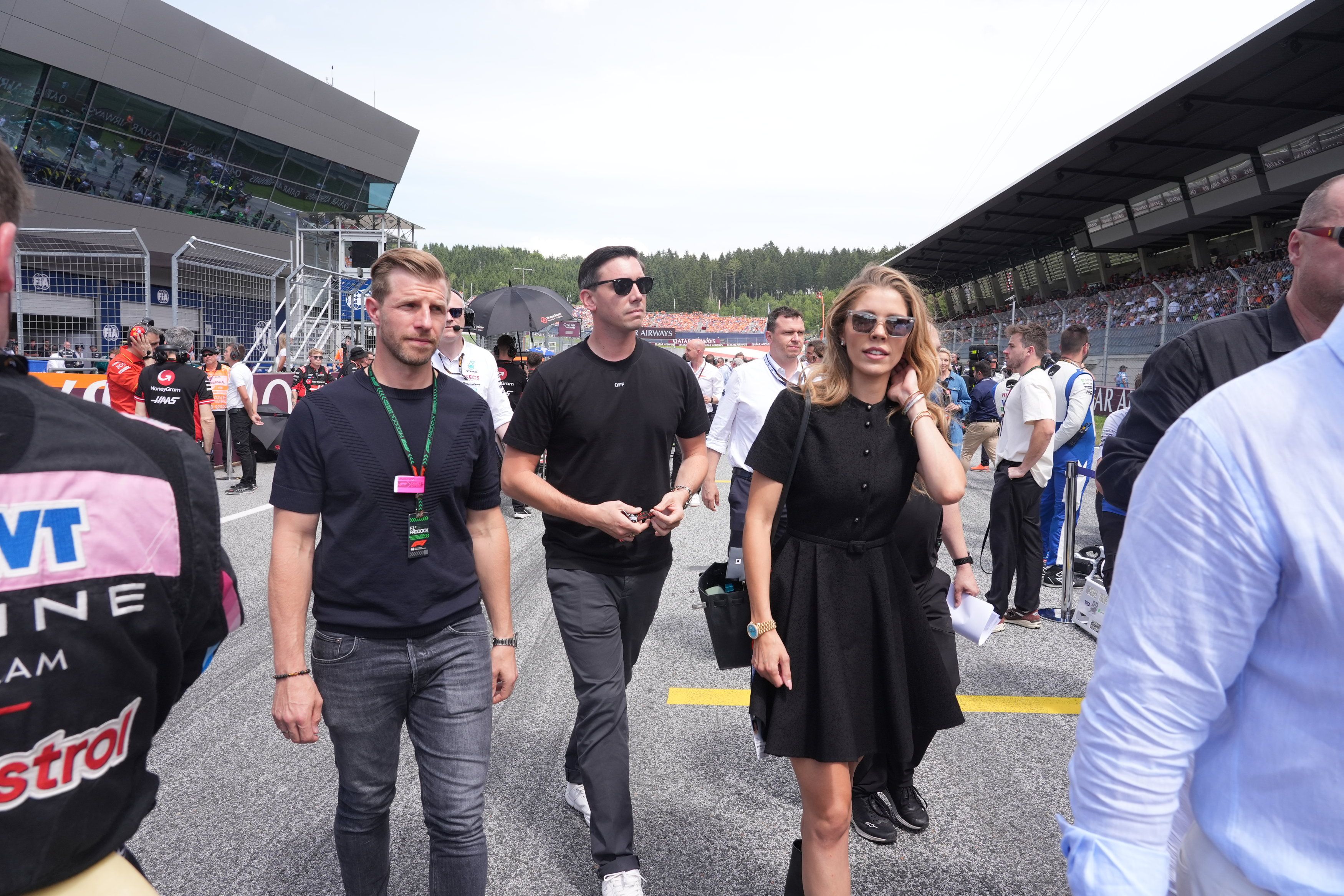 Mark Mateschitz mit Freundin Victoria Swarovski beim Formel-1-Rennen in Spielberg.