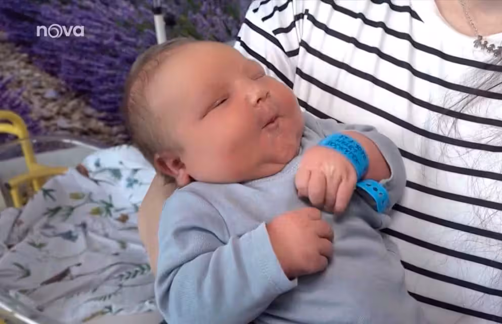 In Jihlava wurde ein Bub mit 5,52 Kilo Gewicht und 60 Zentimetern Größe per Kaiserschnitt geboren. So schwer war in Tschechien seit 1994 kein Baby mehr.